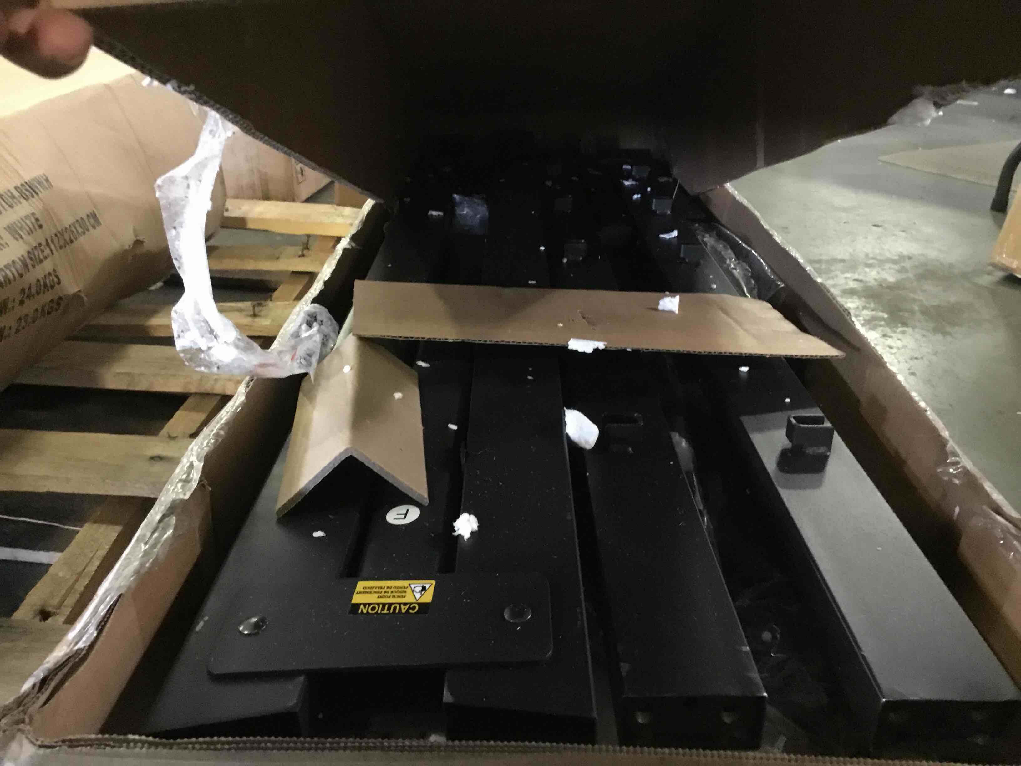 https://s3.amazonaws.com/lotting-images-prod/bidfta/YEL5450544_1698862669168.jpeg