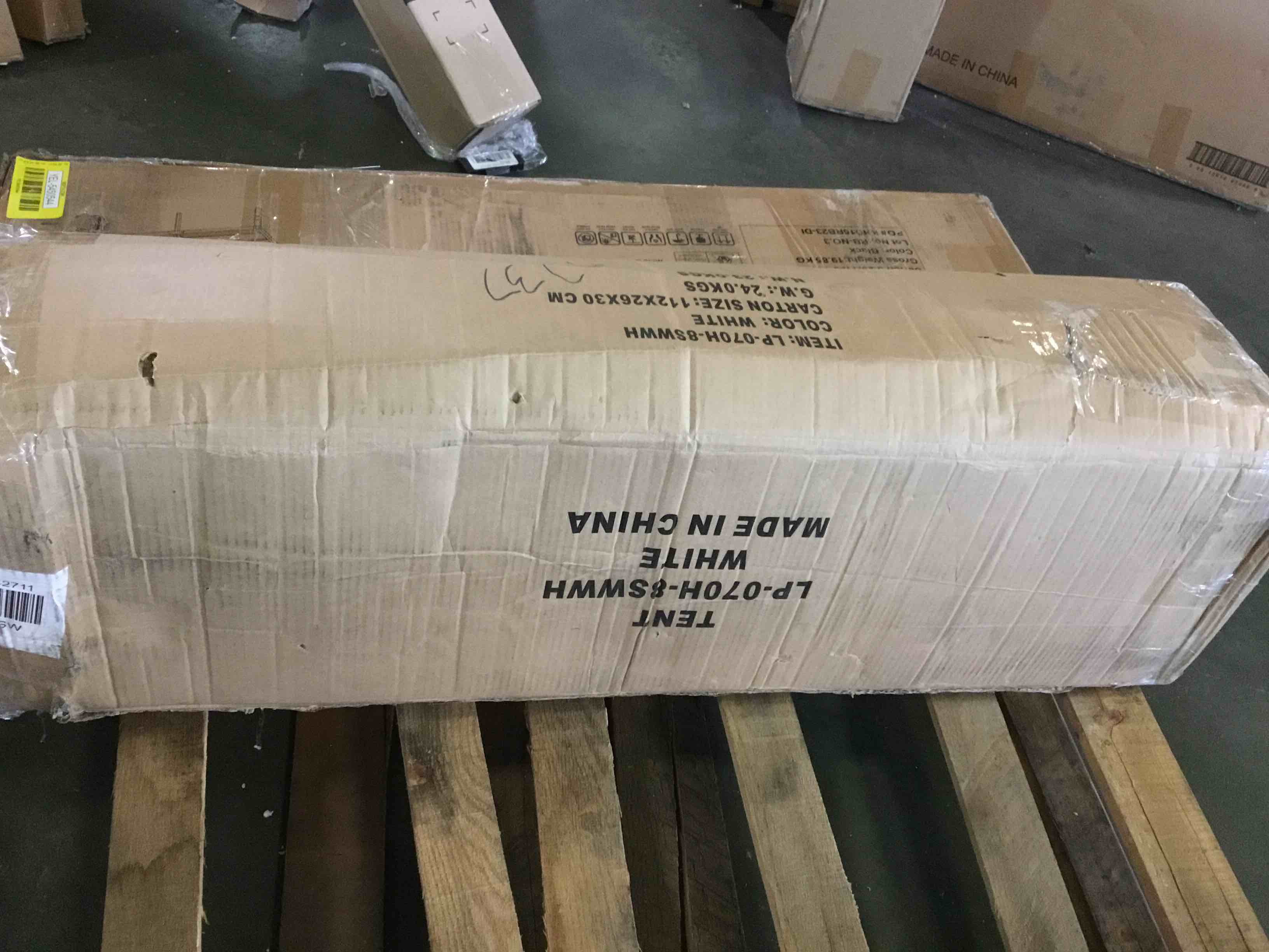 https://s3.amazonaws.com/lotting-images-prod/bidfta/YEL5450546_1698863130322.jpeg