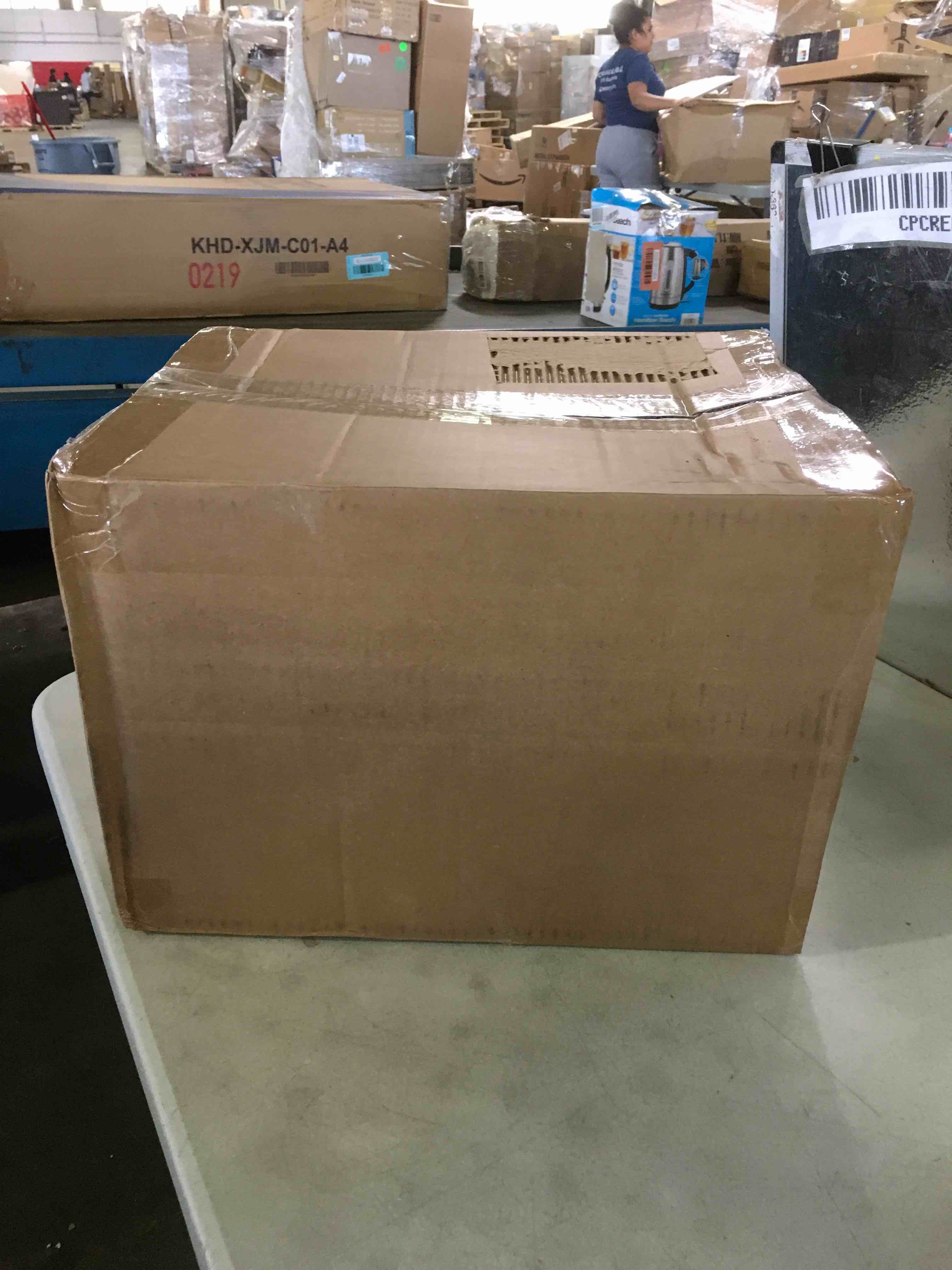 https://s3.amazonaws.com/lotting-images-prod/bidfta/YEL5451163_1699900255411.jpeg
