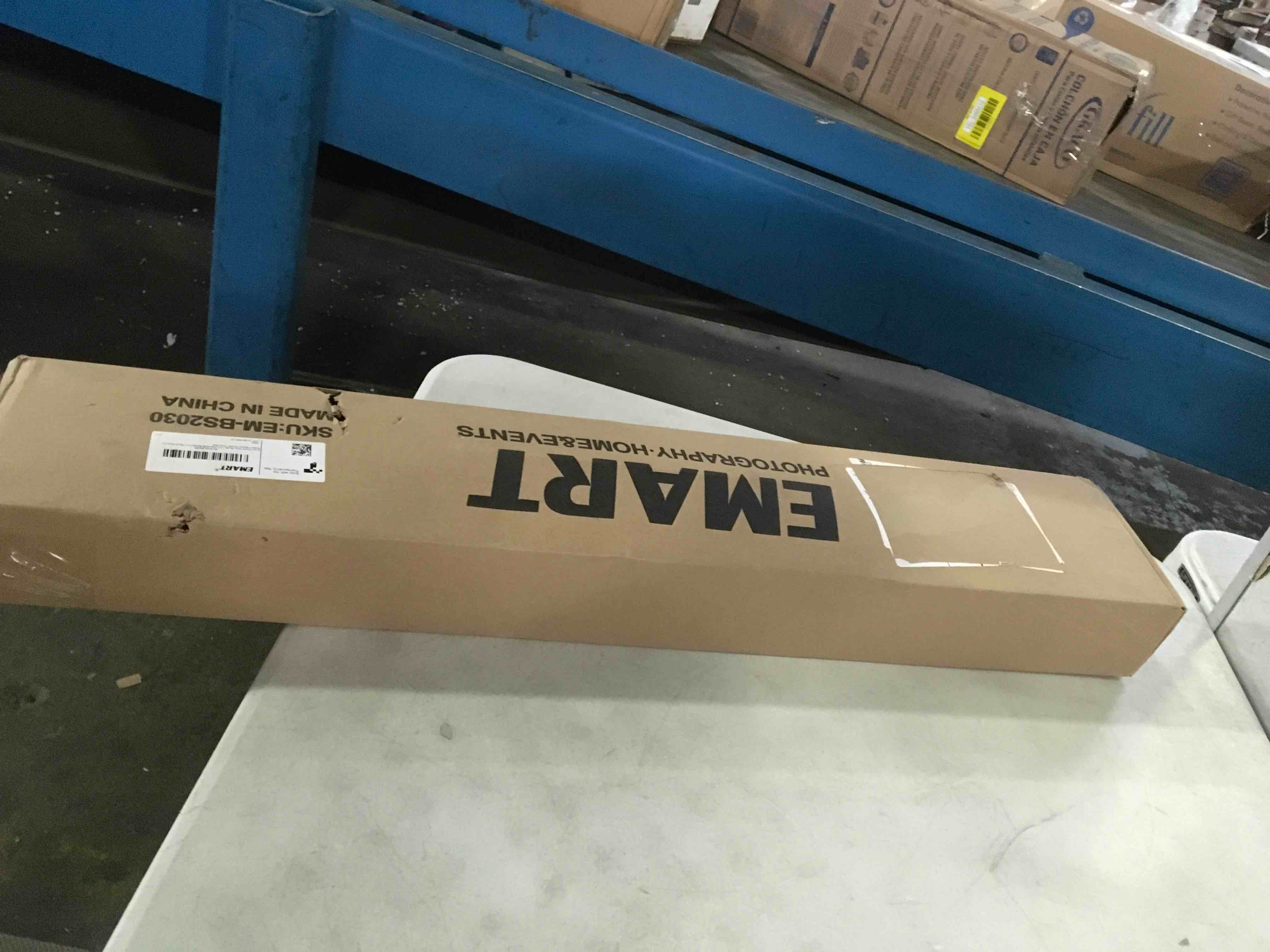 https://s3.amazonaws.com/lotting-images-prod/bidfta/YEL5451409_1700227201098.jpeg