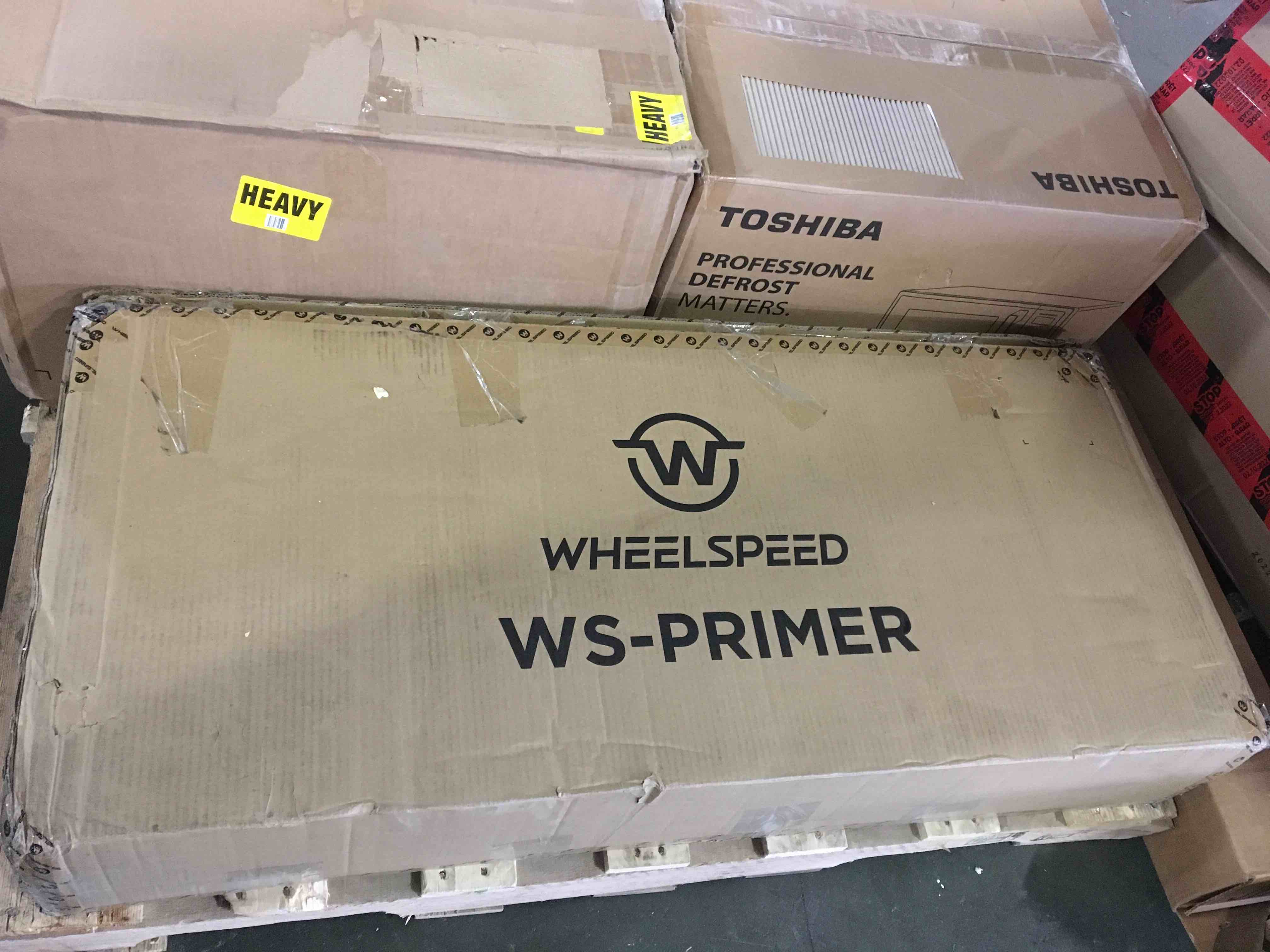 https://s3.amazonaws.com/lotting-images-prod/bidfta/YEL5451416_1700229442248.jpeg