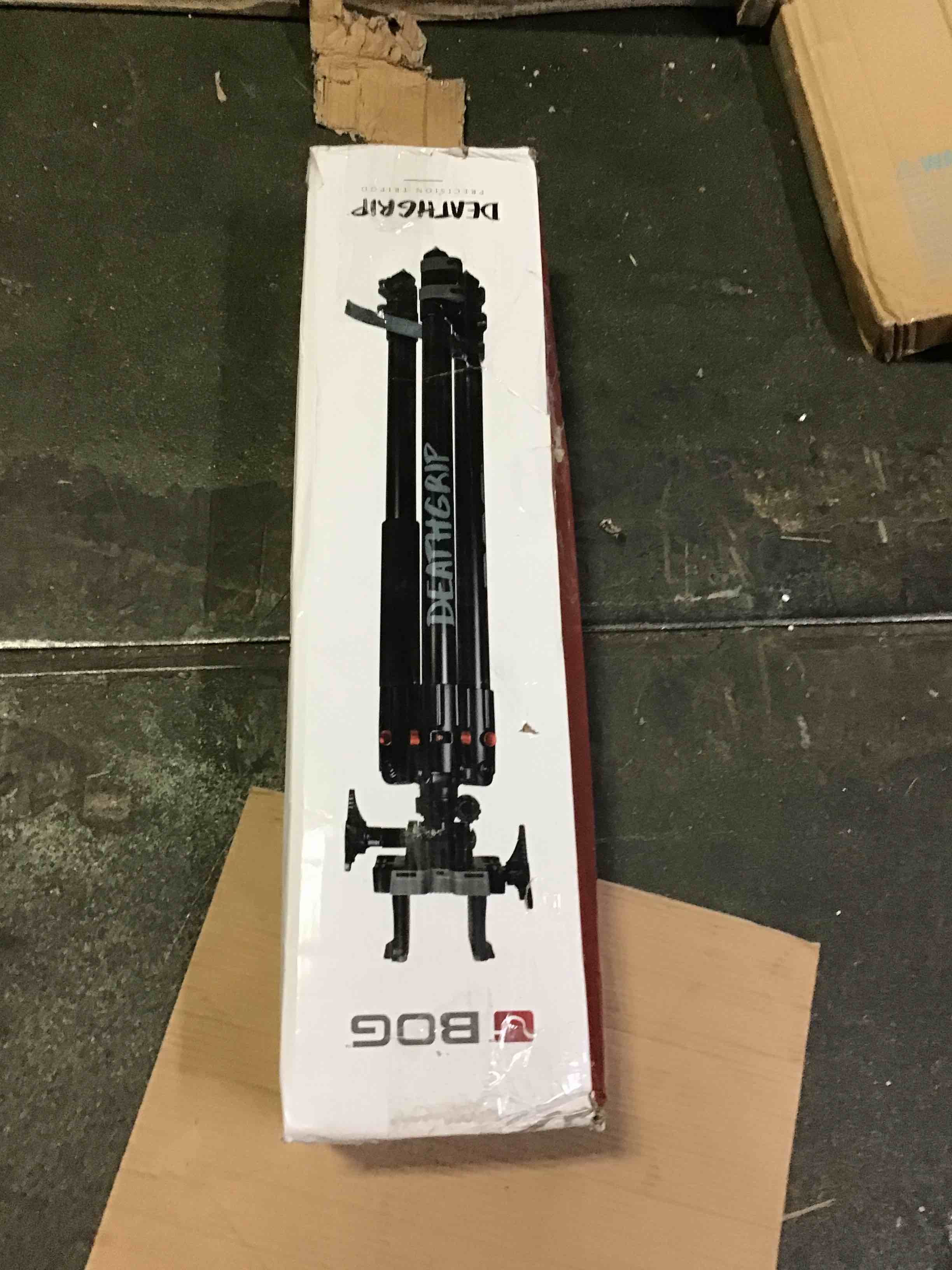 https://s3.amazonaws.com/lotting-images-prod/bidfta/YEL5452287_1699373527735.jpeg