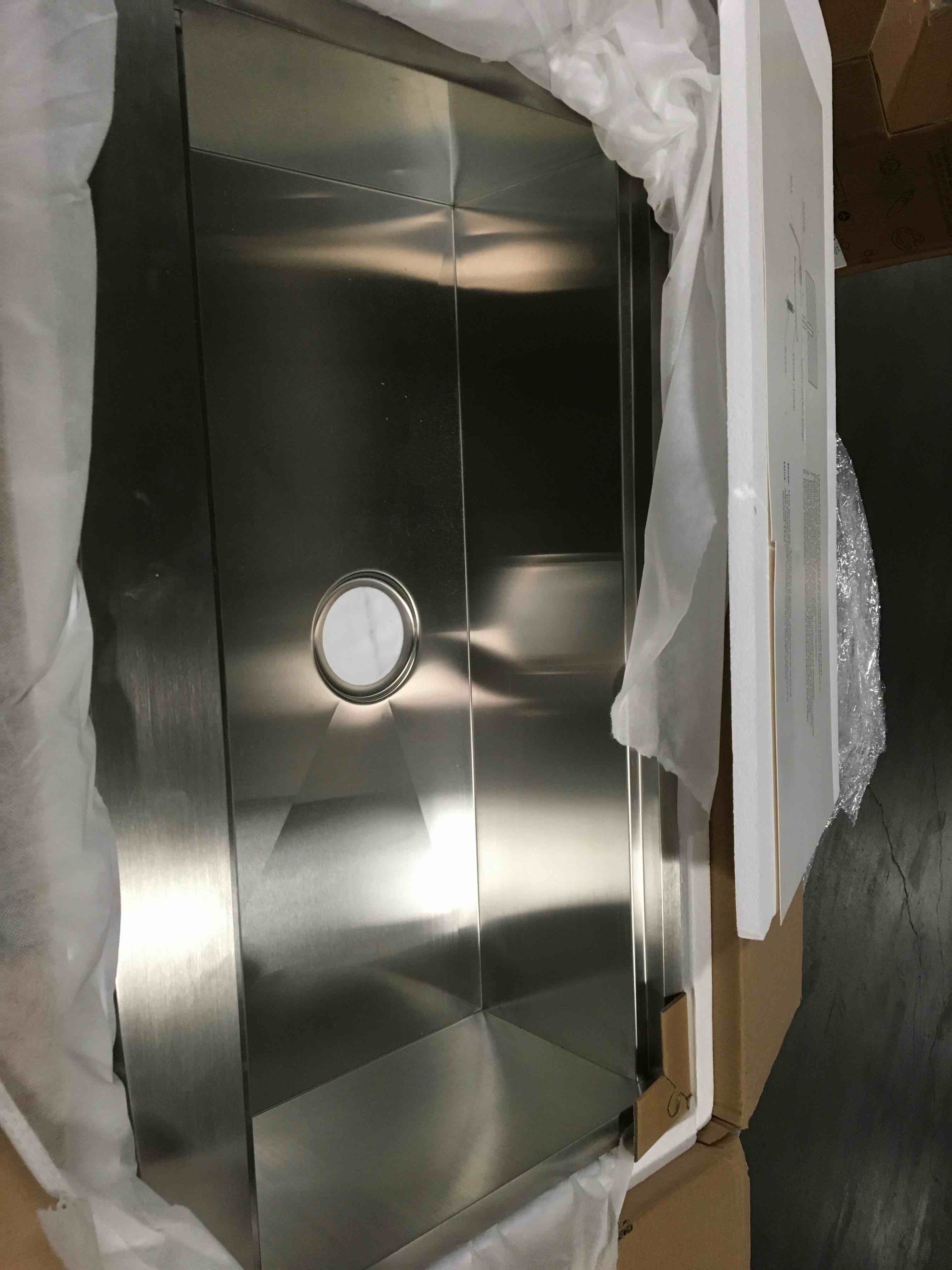 IKEBANA 33 Inch Stainless Steel Farmhouse Sink,Single Bowl Apron Front Farm Sink Workstation Undermount Handmade Farmhouse Kitchen Sink With Accessories