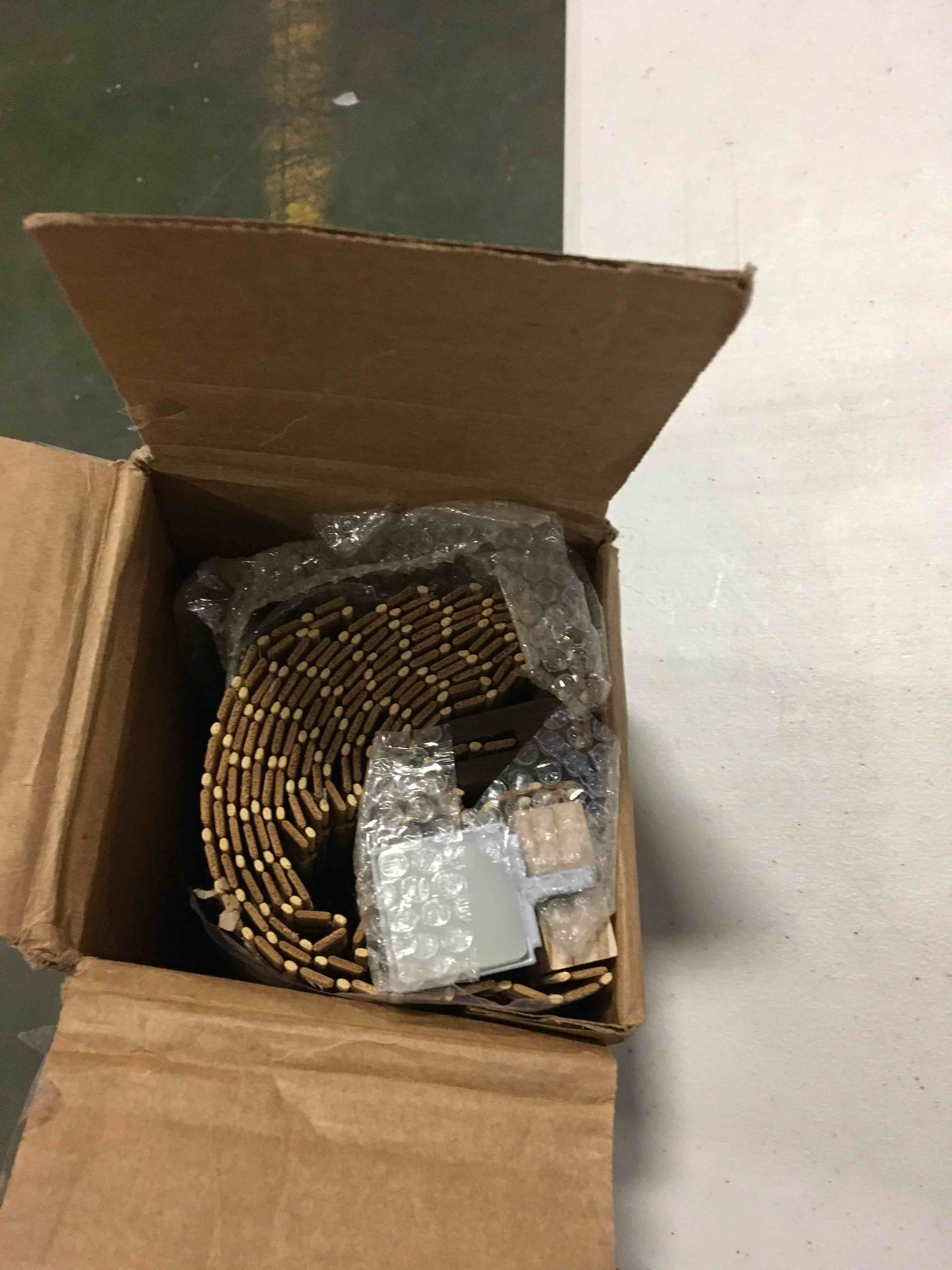 https://s3.amazonaws.com/lotting-images-prod/bidfta/YEL5455270_1698678040197.jpeg