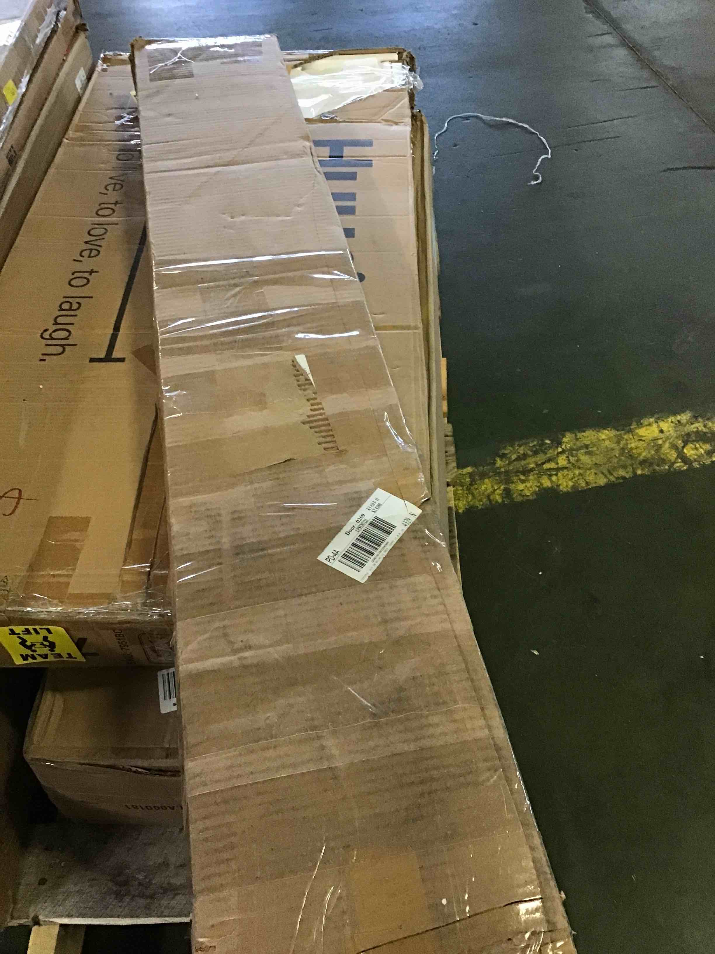 https://s3.amazonaws.com/lotting-images-prod/bidfta/YEL5455810_1699031743012.jpeg