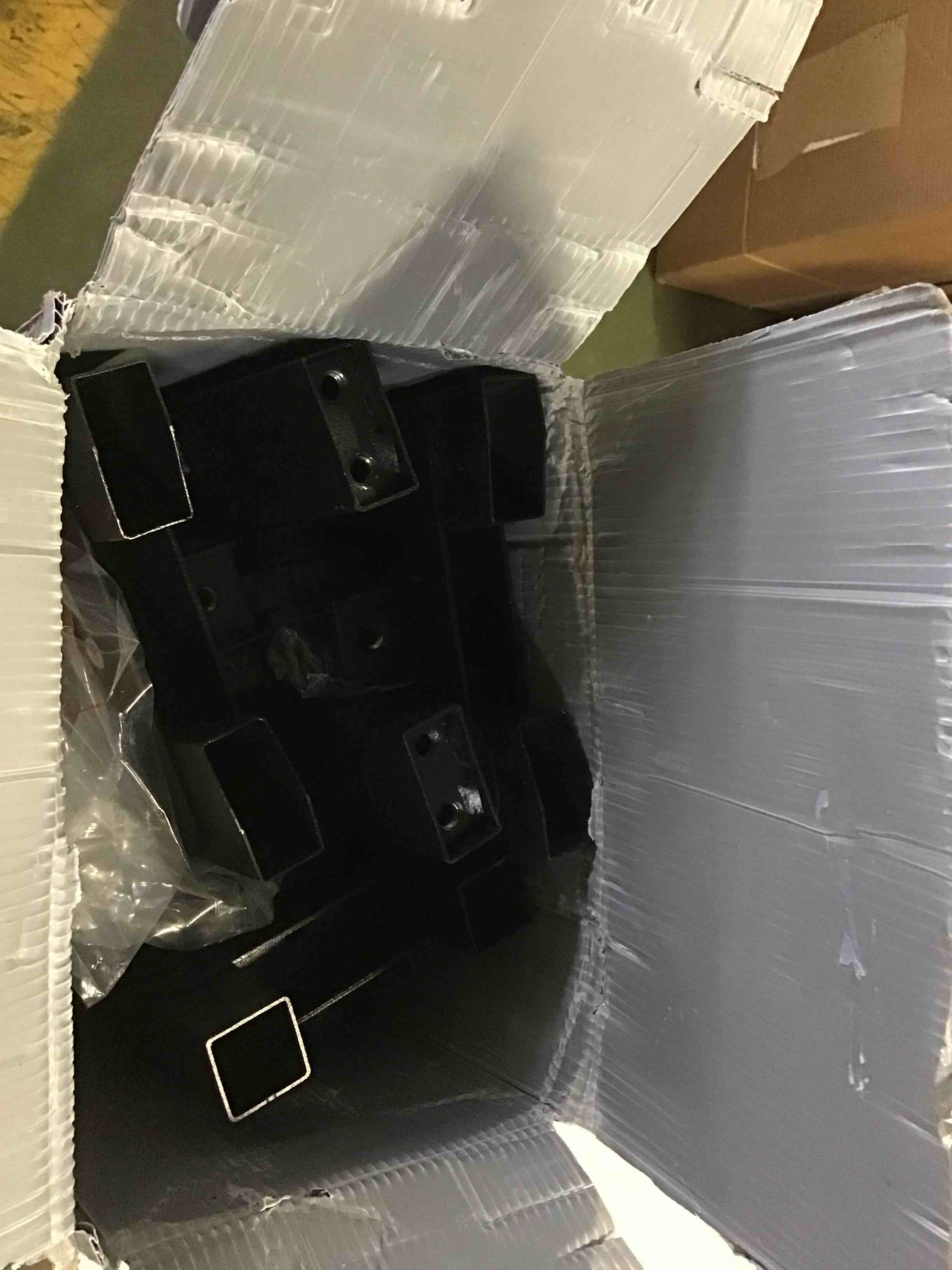 https://s3.amazonaws.com/lotting-images-prod/bidfta/YEL5455906_1699285074707.jpeg