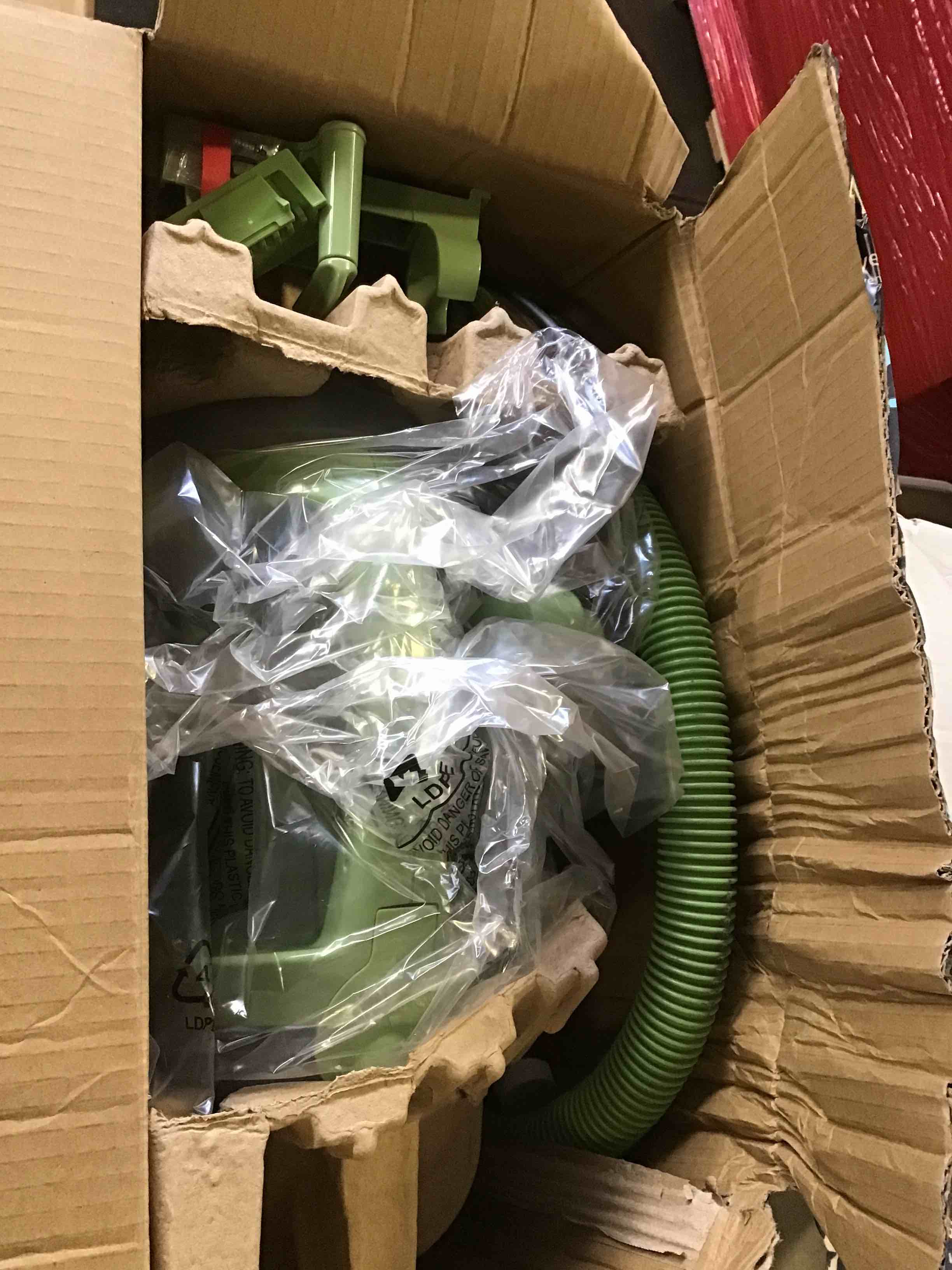 https://s3.amazonaws.com/lotting-images-prod/bidfta/YEL5456738_1700677587861.jpeg