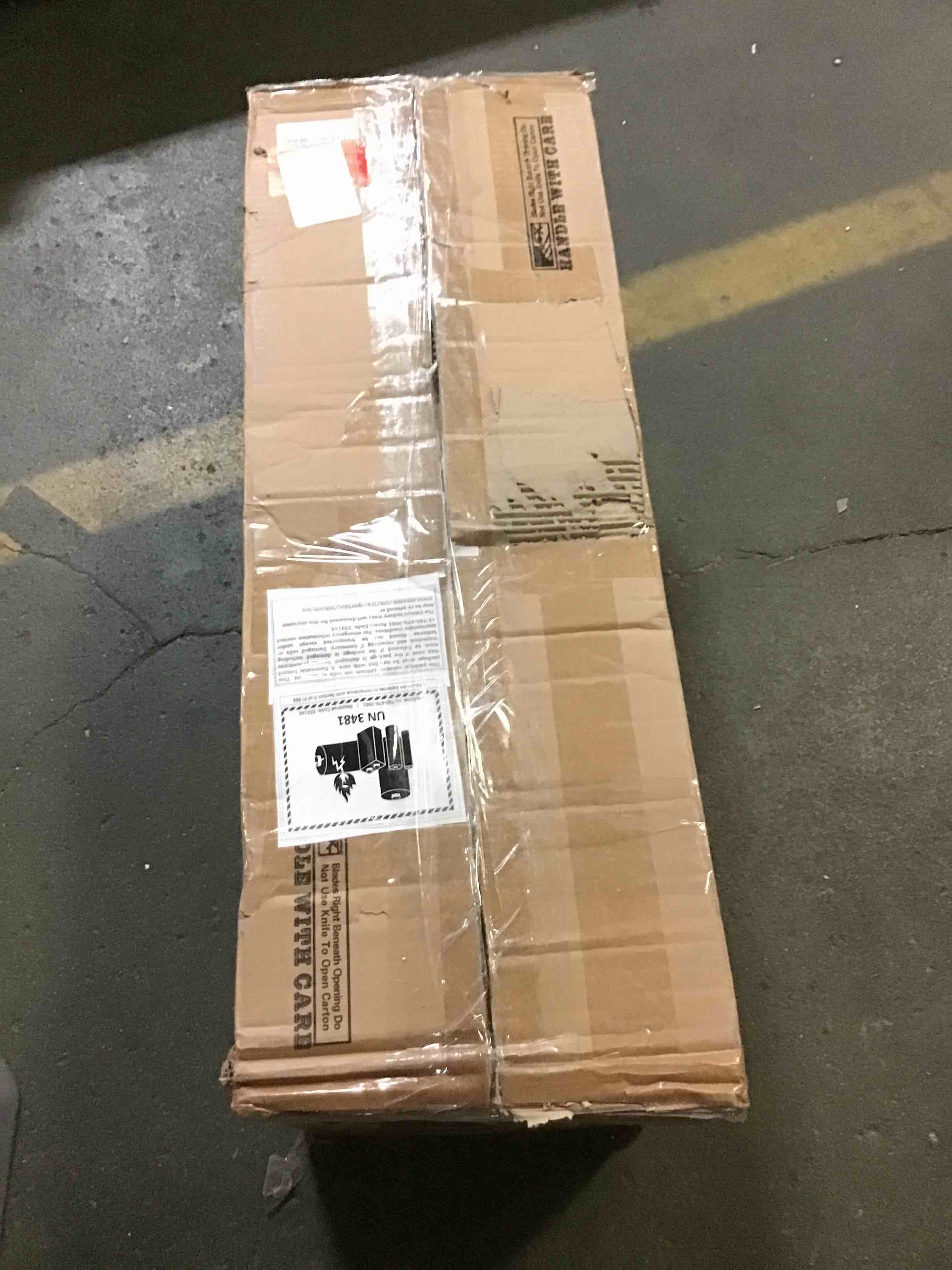 https://s3.amazonaws.com/lotting-images-prod/bidfta/YEL5457483_1701092622621.jpeg