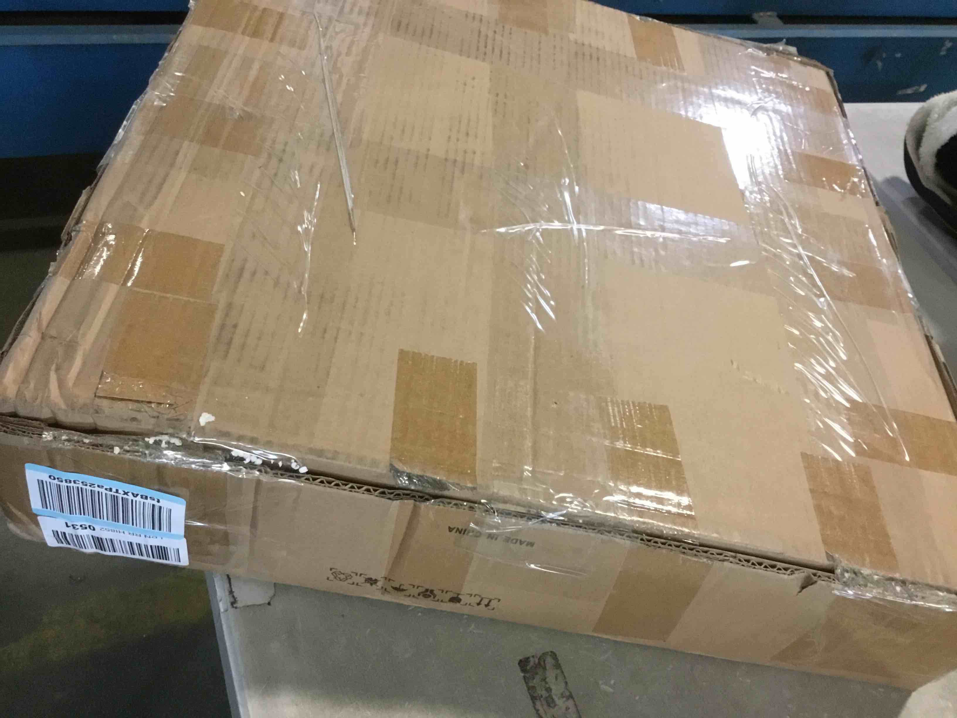 https://s3.amazonaws.com/lotting-images-prod/bidfta/YEL5457853_1701351130115.jpeg