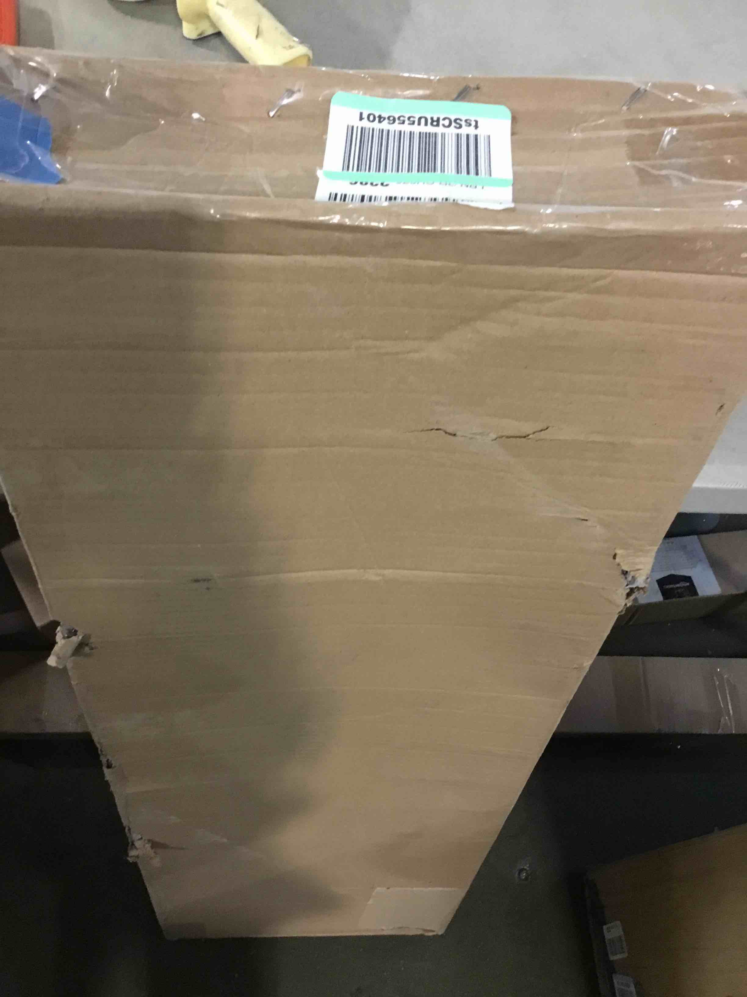 https://s3.amazonaws.com/lotting-images-prod/bidfta/YEL5458224_1701462526319.jpeg