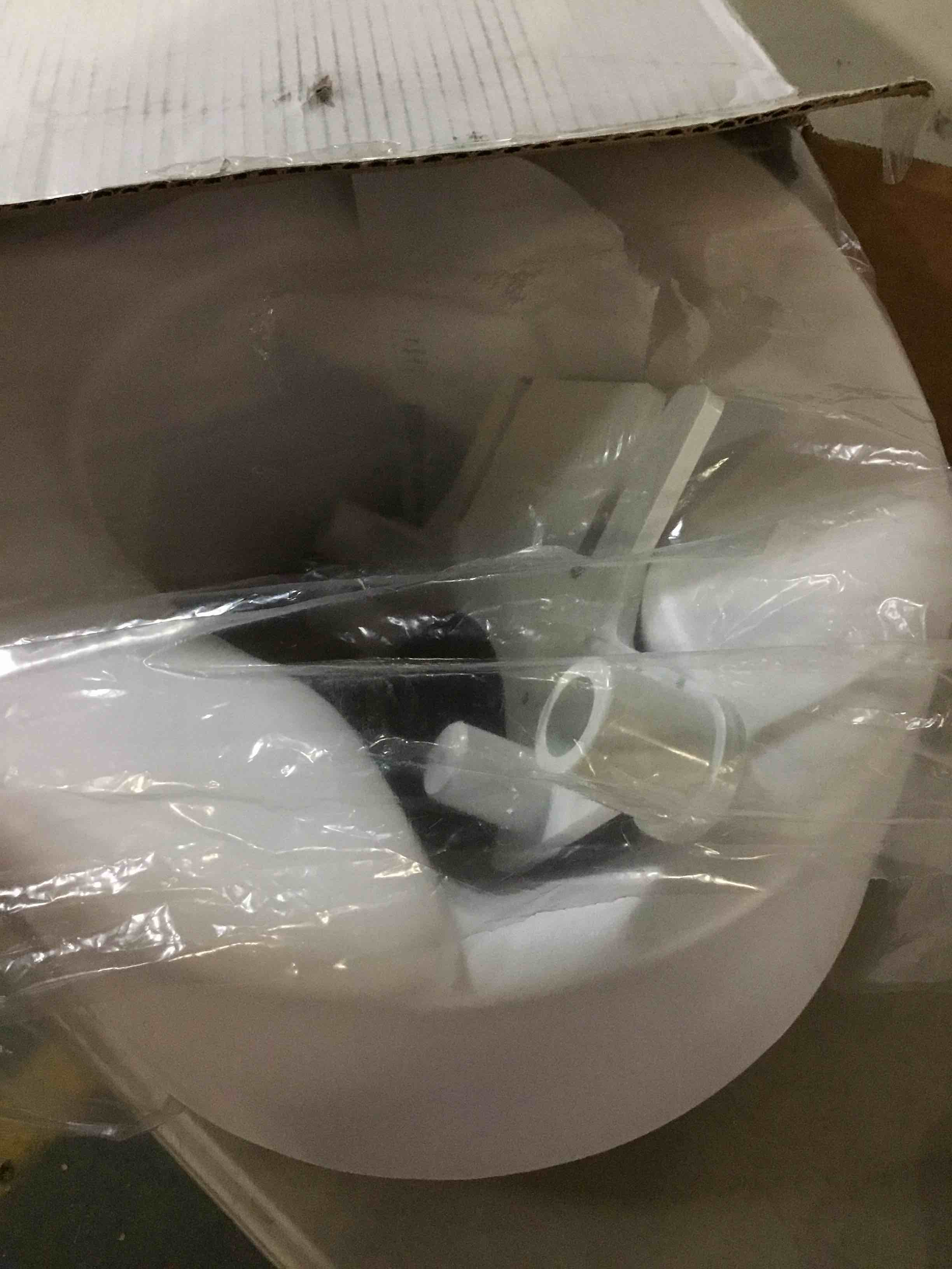 https://s3.amazonaws.com/lotting-images-prod/bidfta/YEL5459228_1700581190888.jpeg