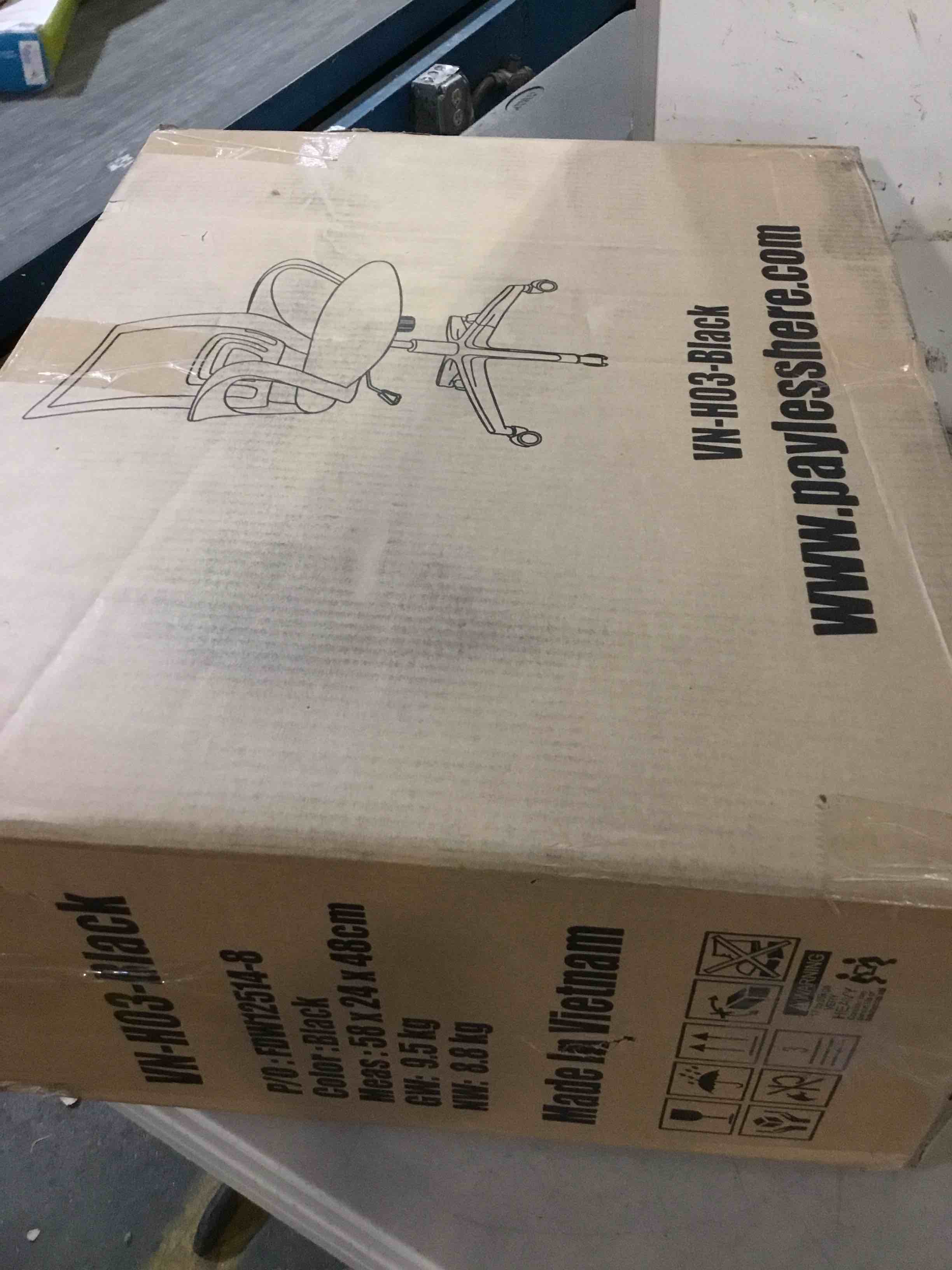 https://s3.amazonaws.com/lotting-images-prod/bidfta/YEL5459330_1700593874046.jpeg