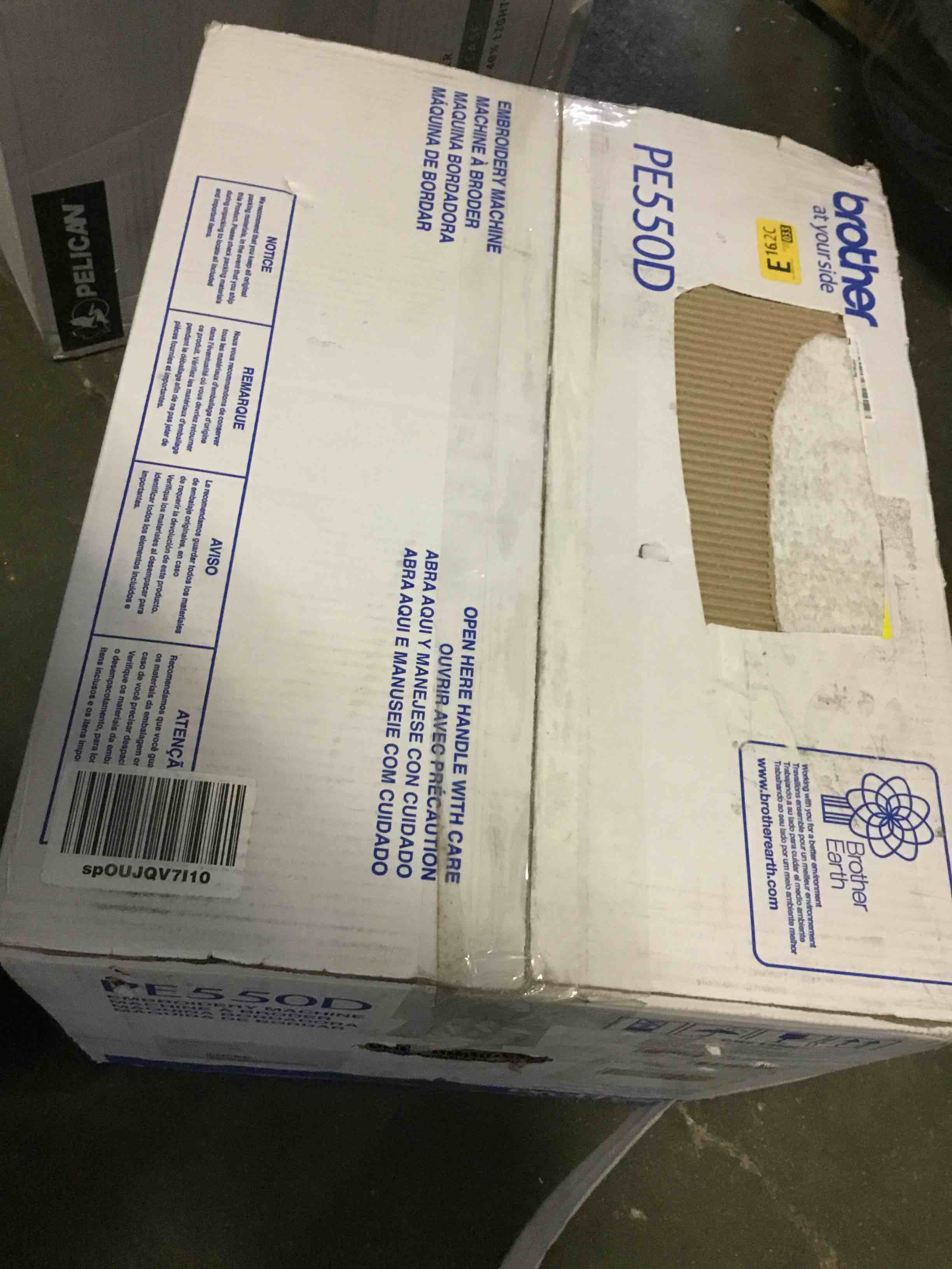 https://s3.amazonaws.com/lotting-images-prod/bidfta/YEL5460355_1701191129565.jpeg