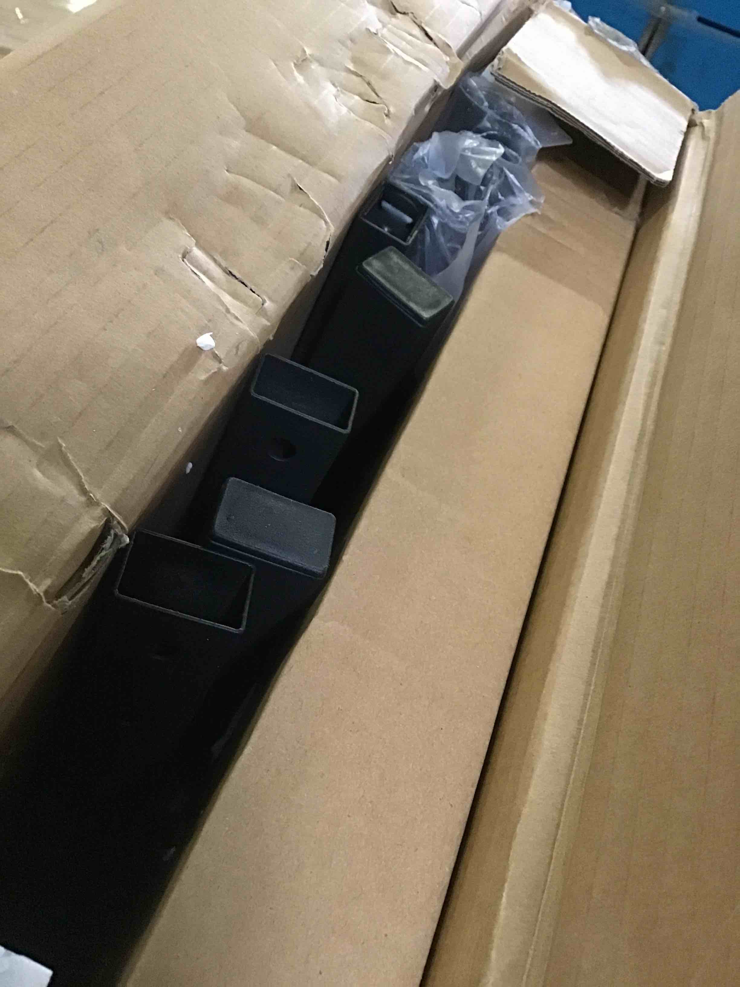 https://s3.amazonaws.com/lotting-images-prod/bidfta/YEL5460858_1700840635555.jpeg