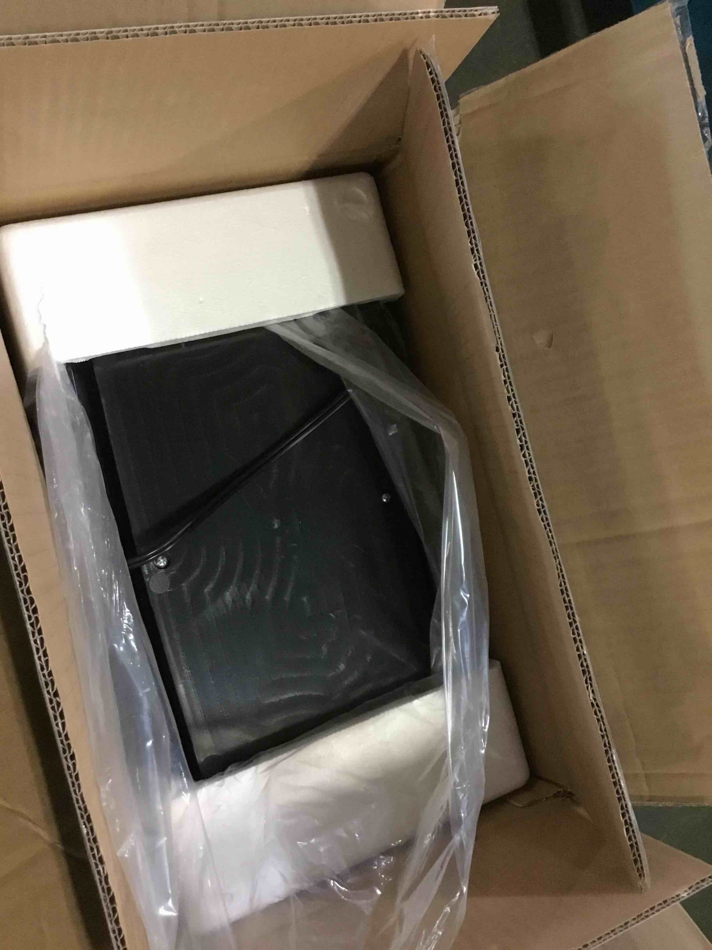 https://s3.amazonaws.com/lotting-images-prod/bidfta/YEL5461550_1701351796837.jpeg