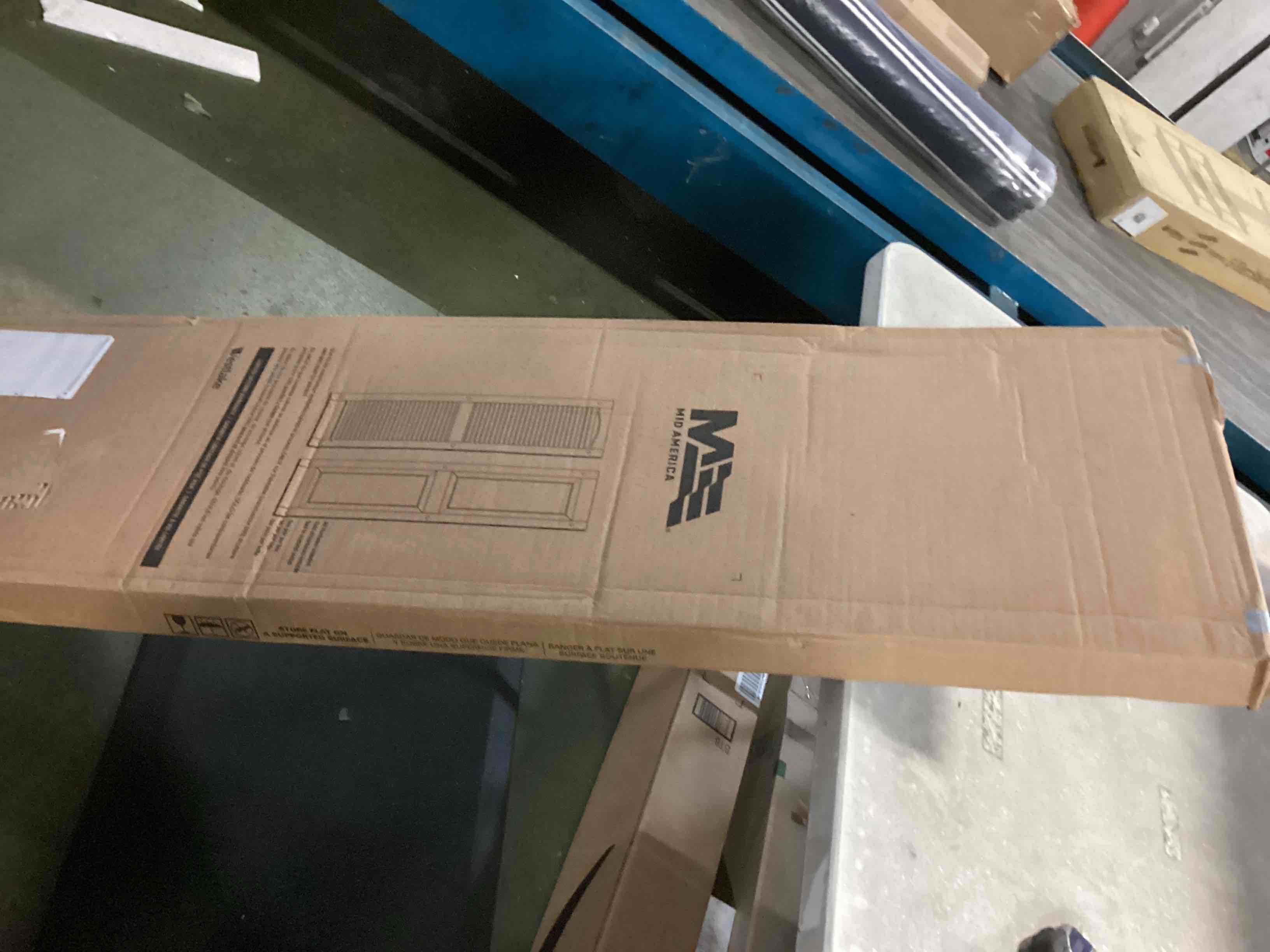 https://s3.amazonaws.com/lotting-images-prod/bidfta/YEL5461998_1700576669414.jpeg