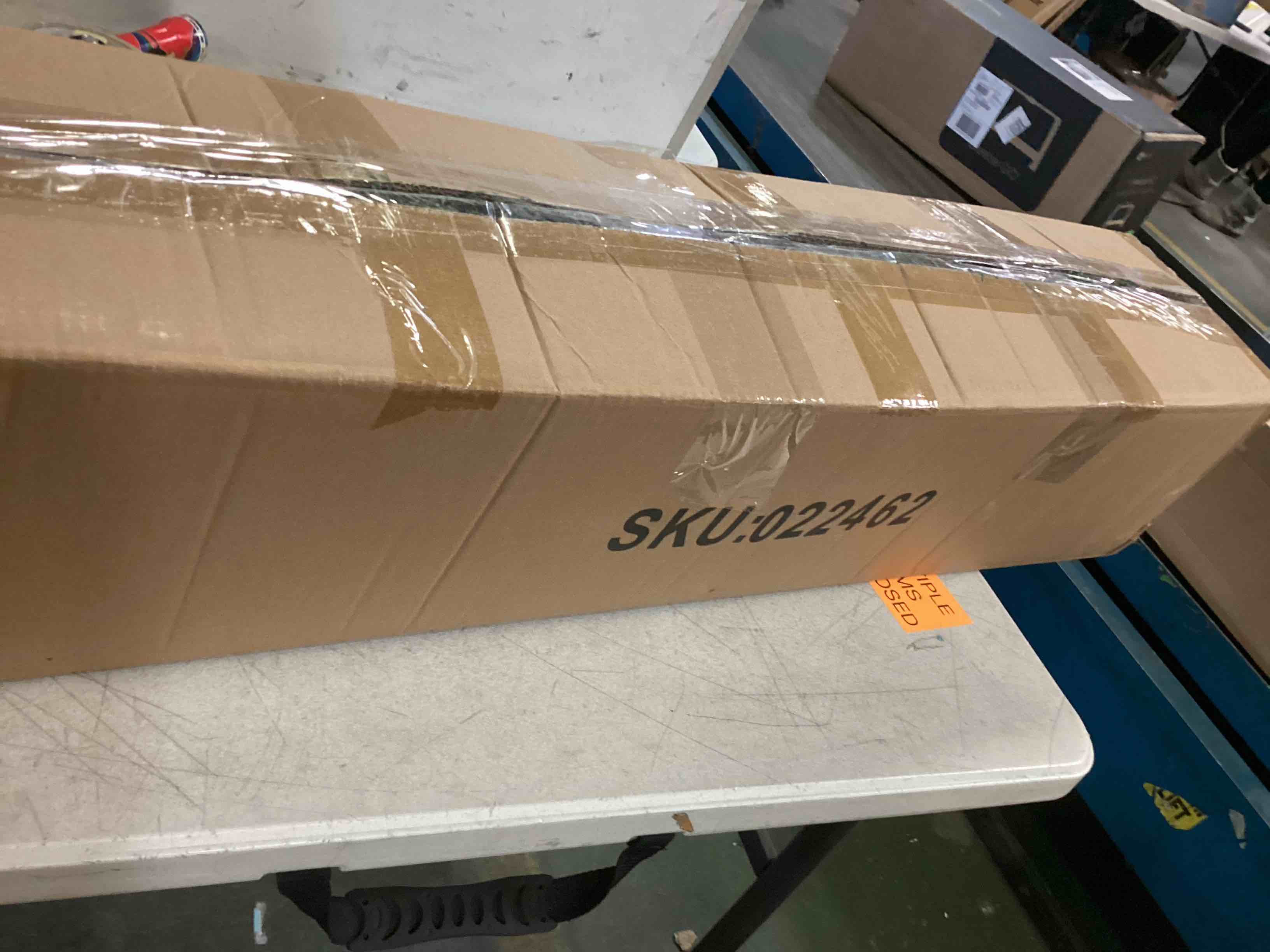 https://s3.amazonaws.com/lotting-images-prod/bidfta/YEL5462953_1701283519521.jpeg