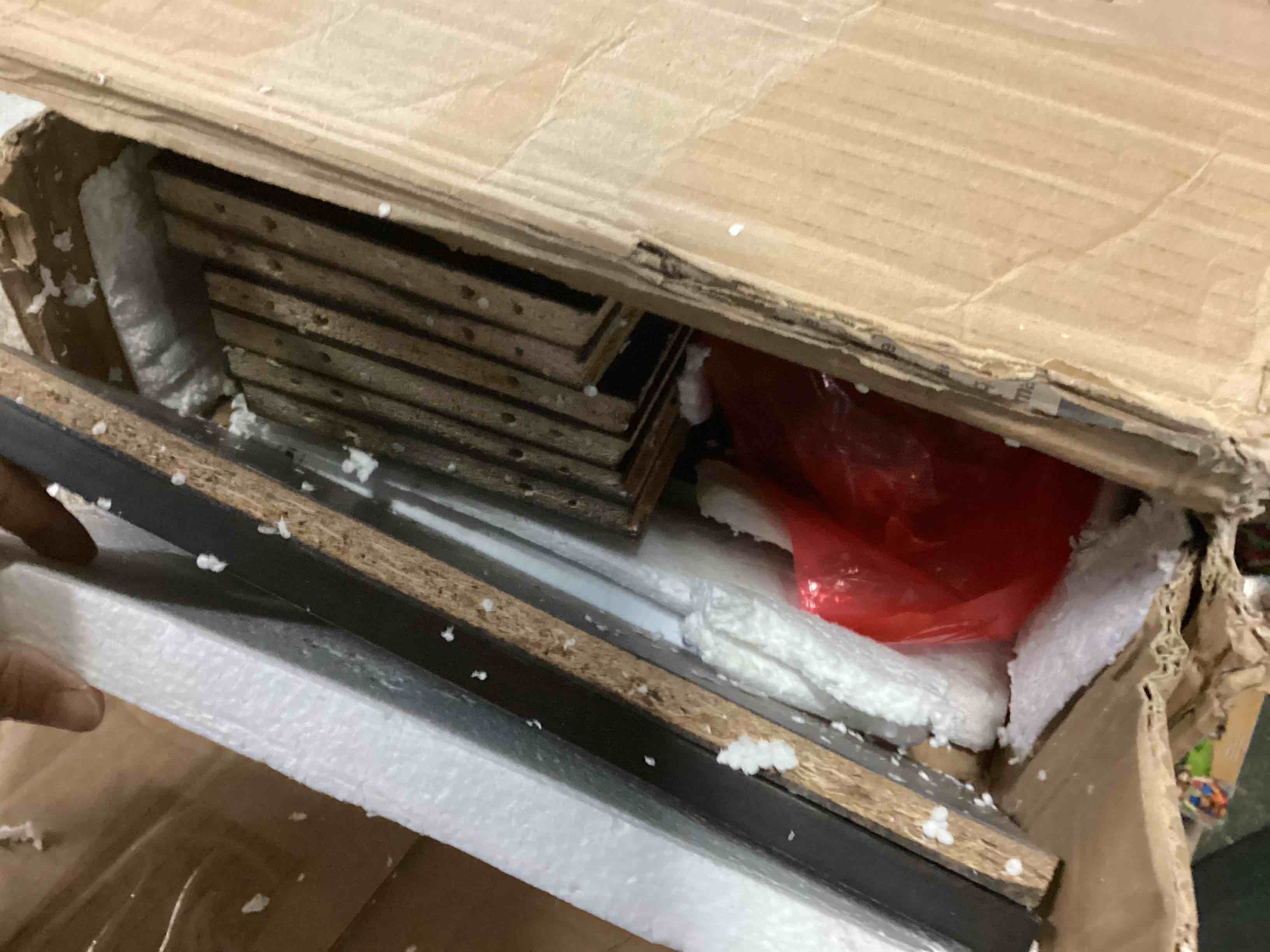 https://s3.amazonaws.com/lotting-images-prod/bidfta/YEL5463058_1701352565300.jpeg