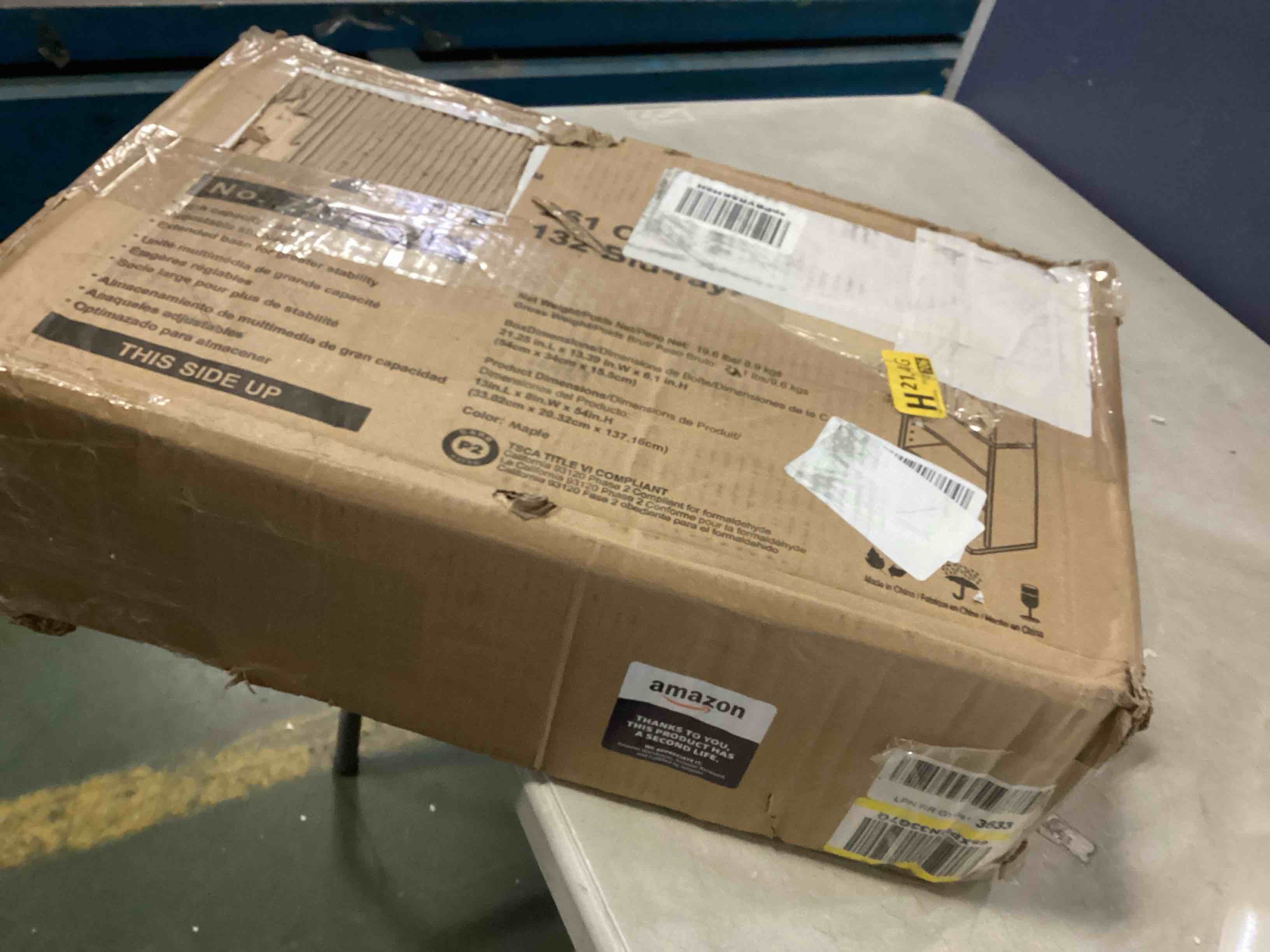 https://s3.amazonaws.com/lotting-images-prod/bidfta/YEL5463058_1701352583857.jpeg