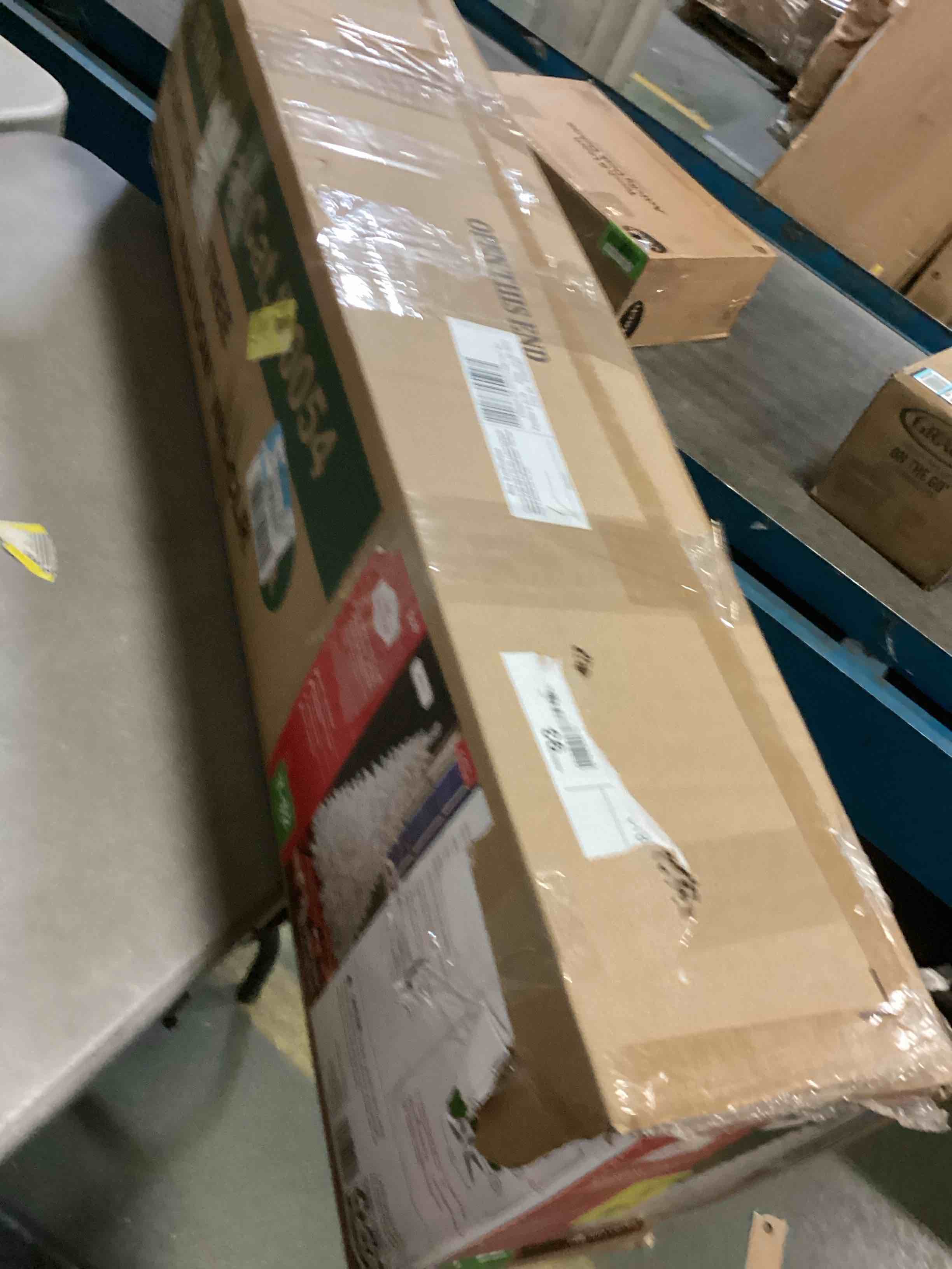 https://s3.amazonaws.com/lotting-images-prod/bidfta/YEL5463426_1701451320325.jpeg
