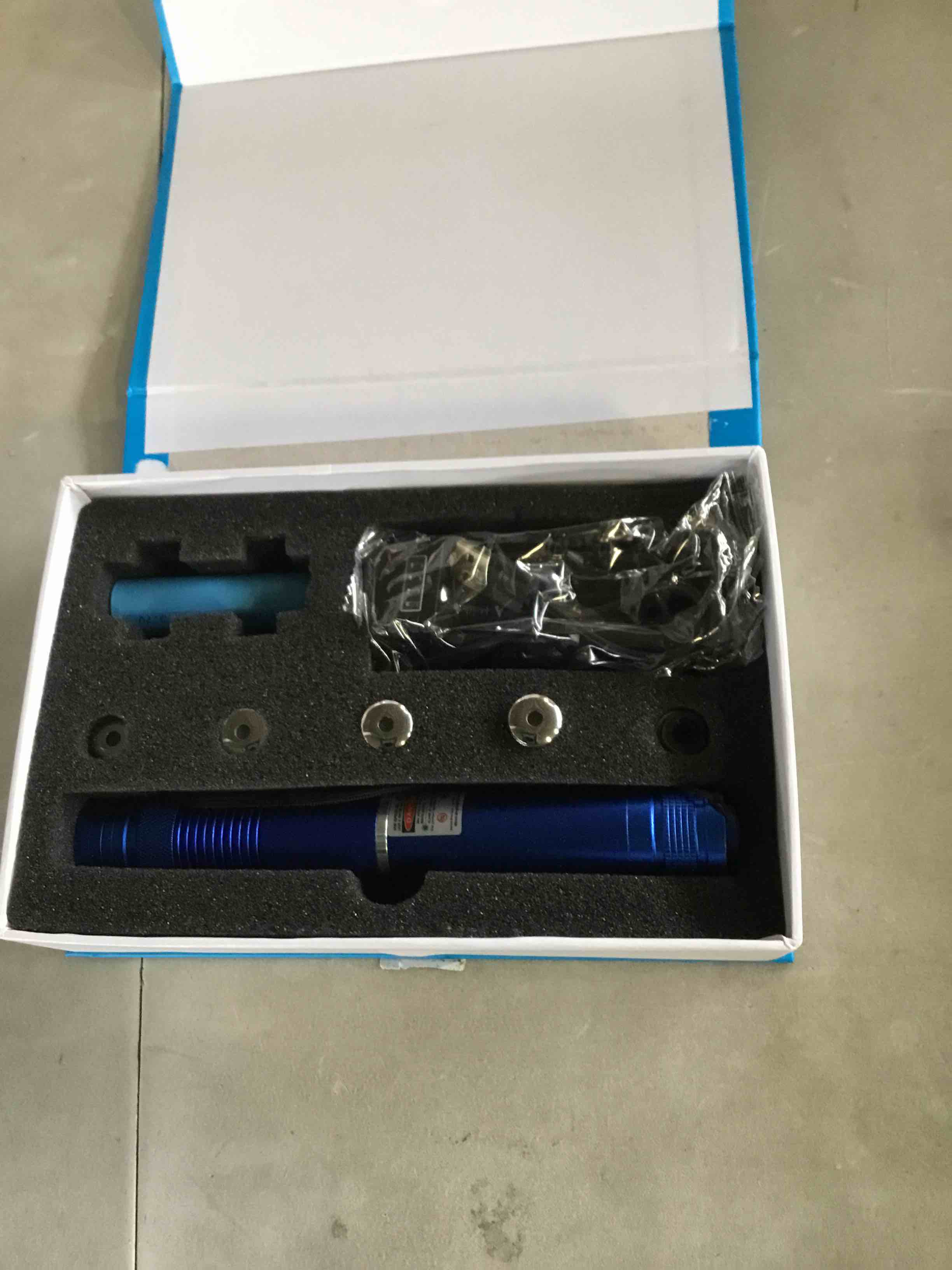https://s3.amazonaws.com/lotting-images-prod/bidfta/YEL5463586_1701110725582.jpeg