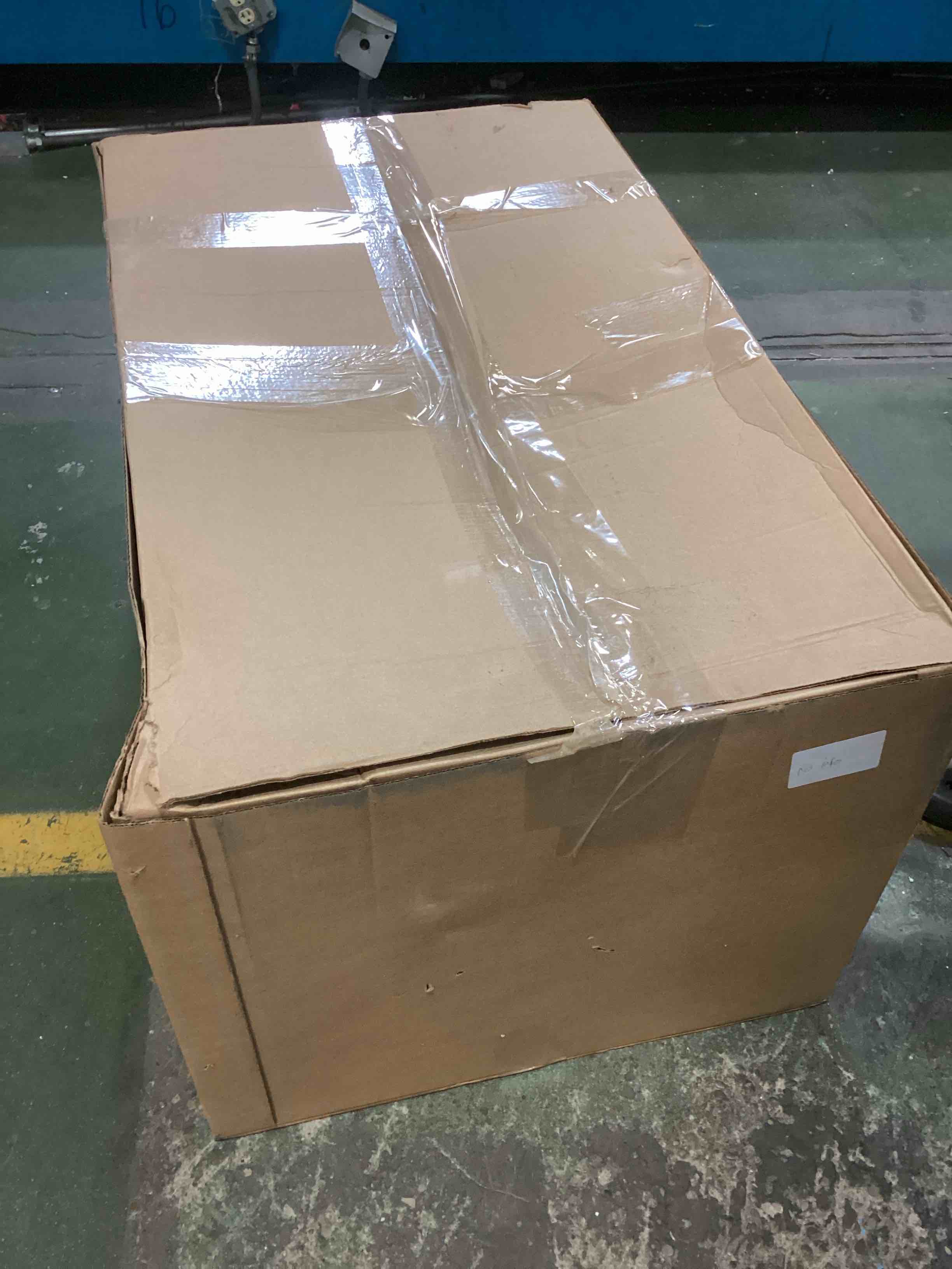 https://s3.amazonaws.com/lotting-images-prod/bidfta/YEL5465009_1700226551848.jpeg