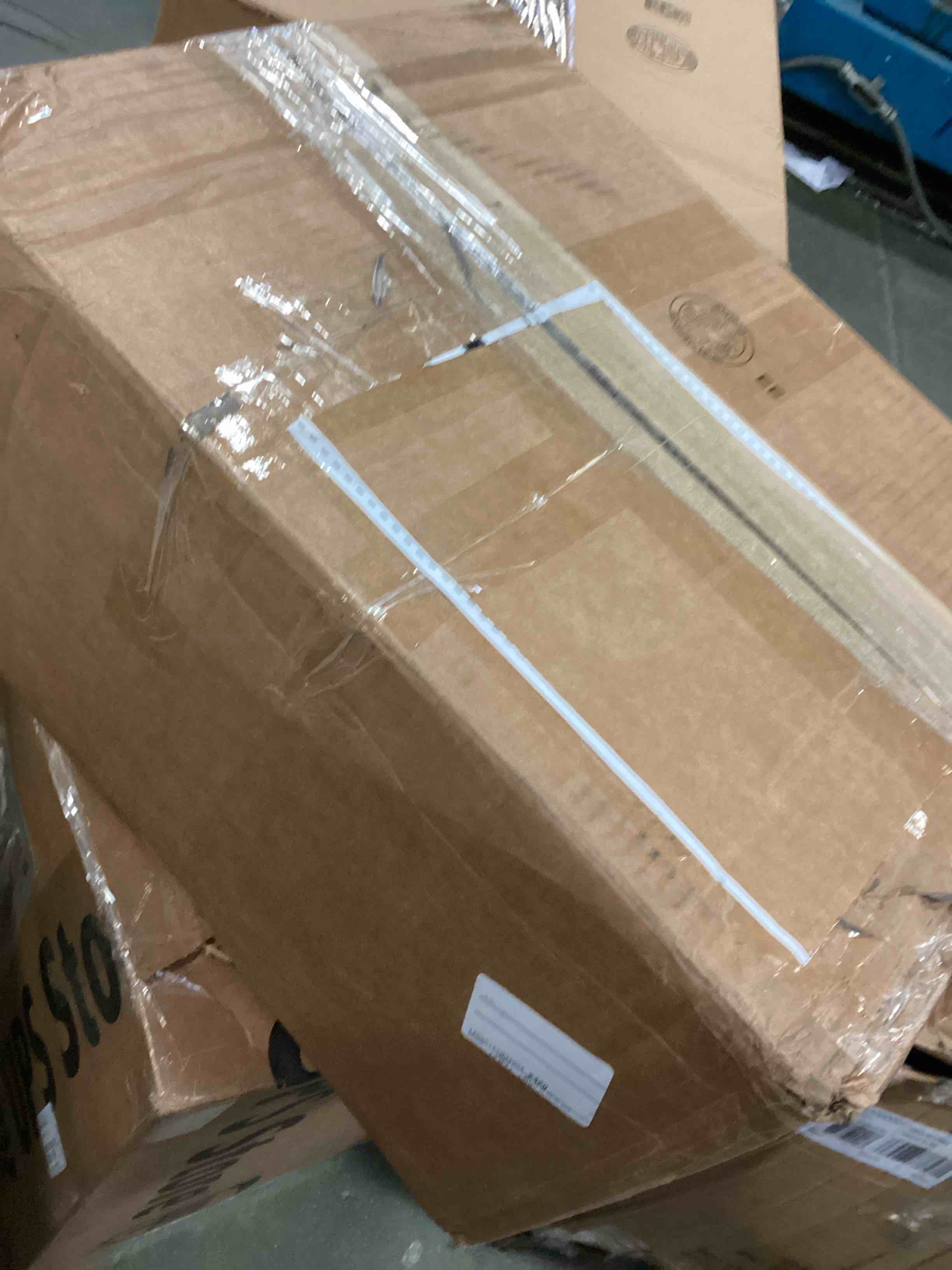 https://s3.amazonaws.com/lotting-images-prod/bidfta/YEL5465579_1700590901740.jpeg
