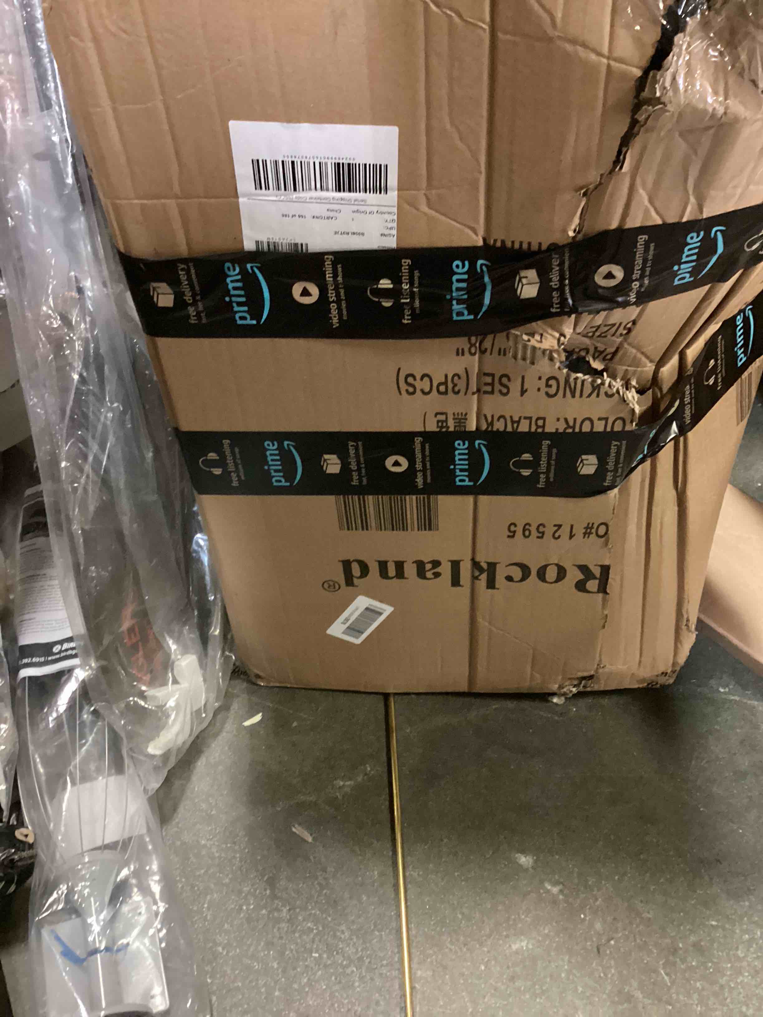 https://s3.amazonaws.com/lotting-images-prod/bidfta/YEL5465895_1700835470048.jpeg
