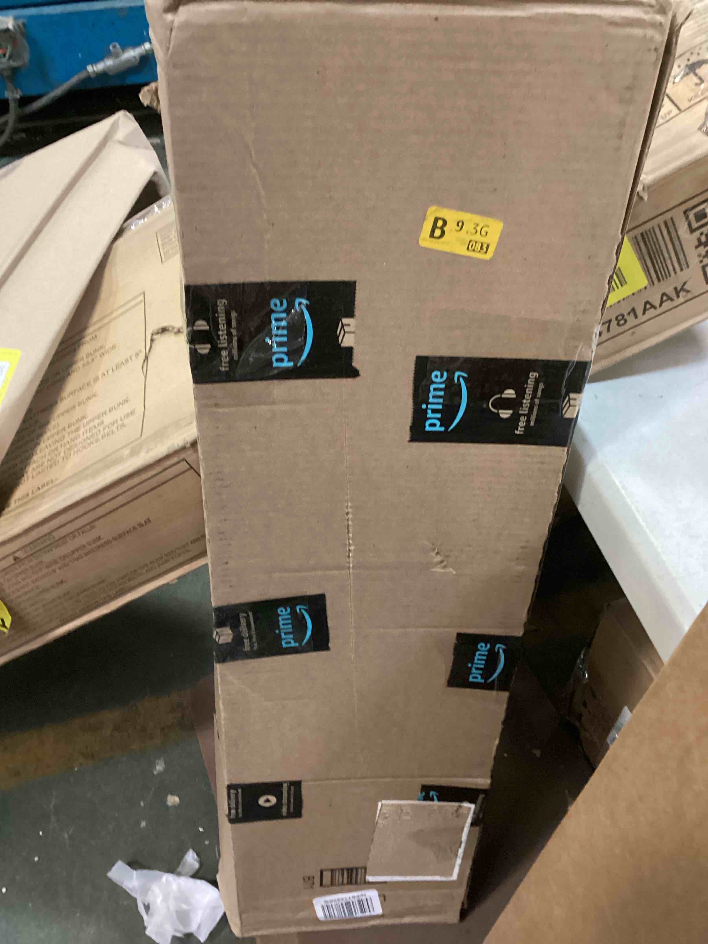 https://s3.amazonaws.com/lotting-images-prod/bidfta/YEL5466173_1701109388601.jpeg