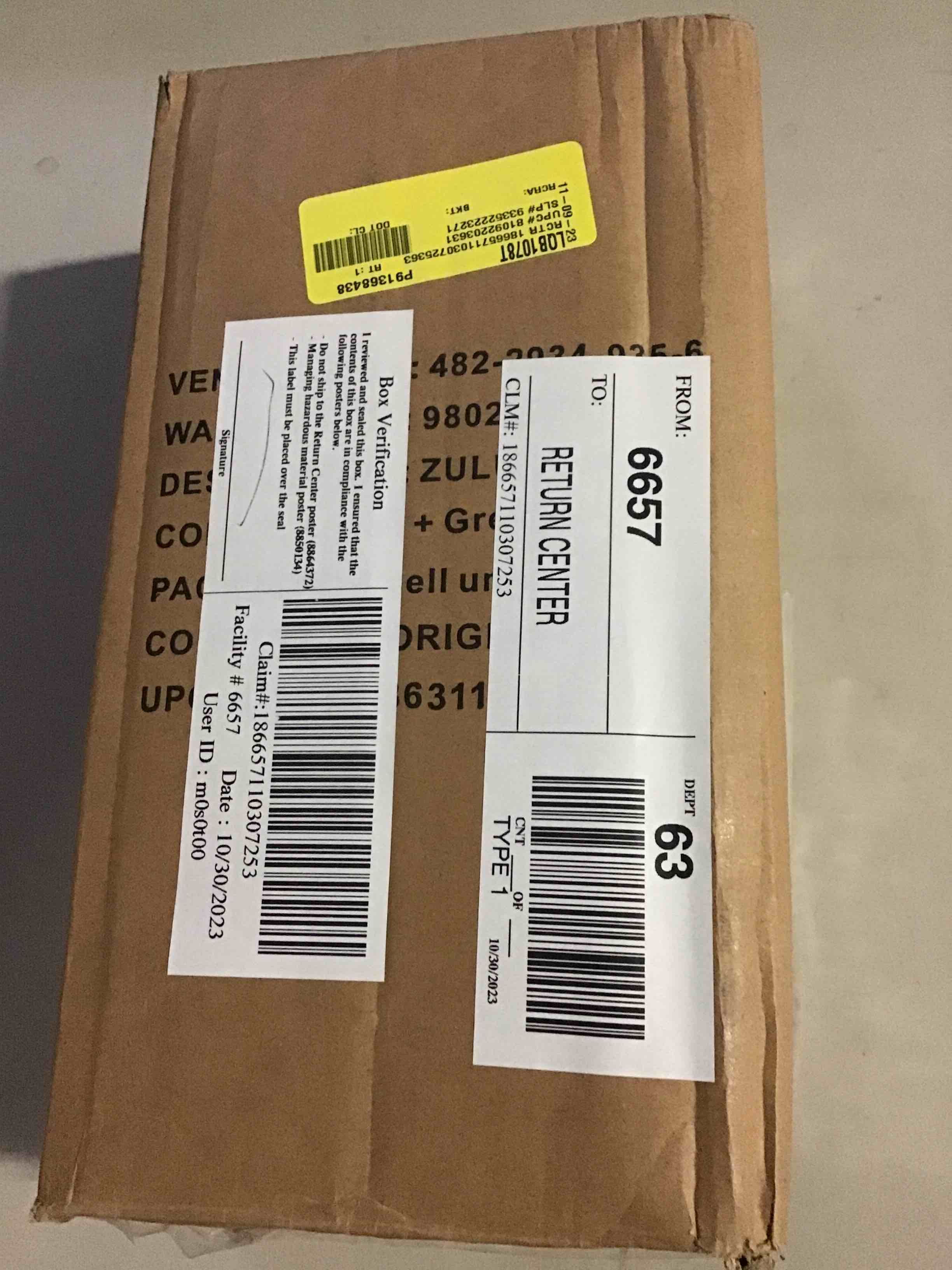 https://s3.amazonaws.com/lotting-images-prod/bidfta/YEL5466849_1700237986054.jpeg