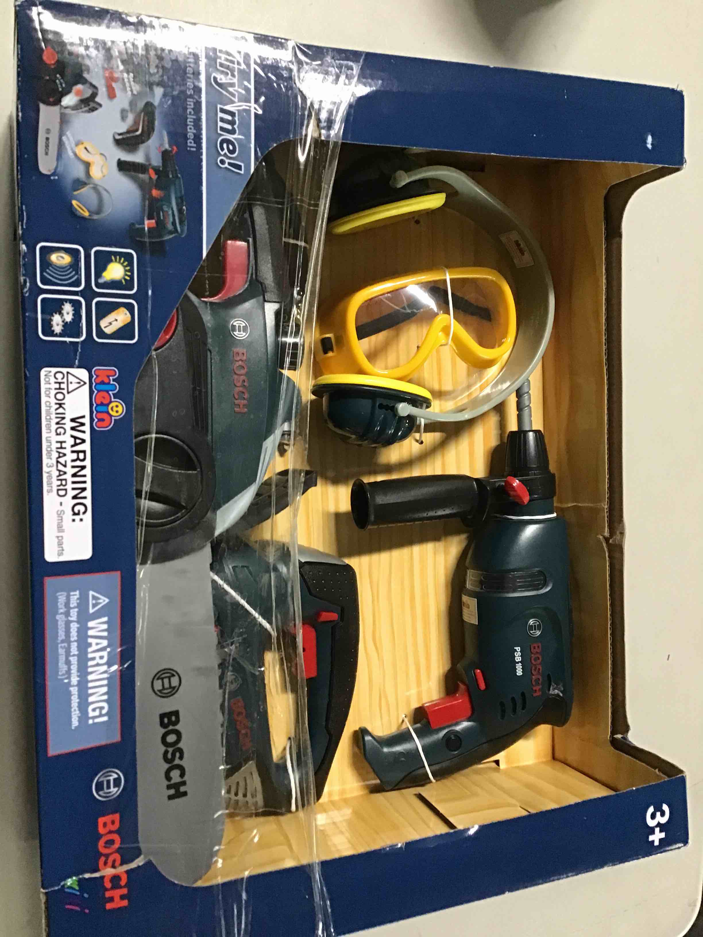 https://s3.amazonaws.com/lotting-images-prod/bidfta/YEL5467553_1700851691066.jpeg