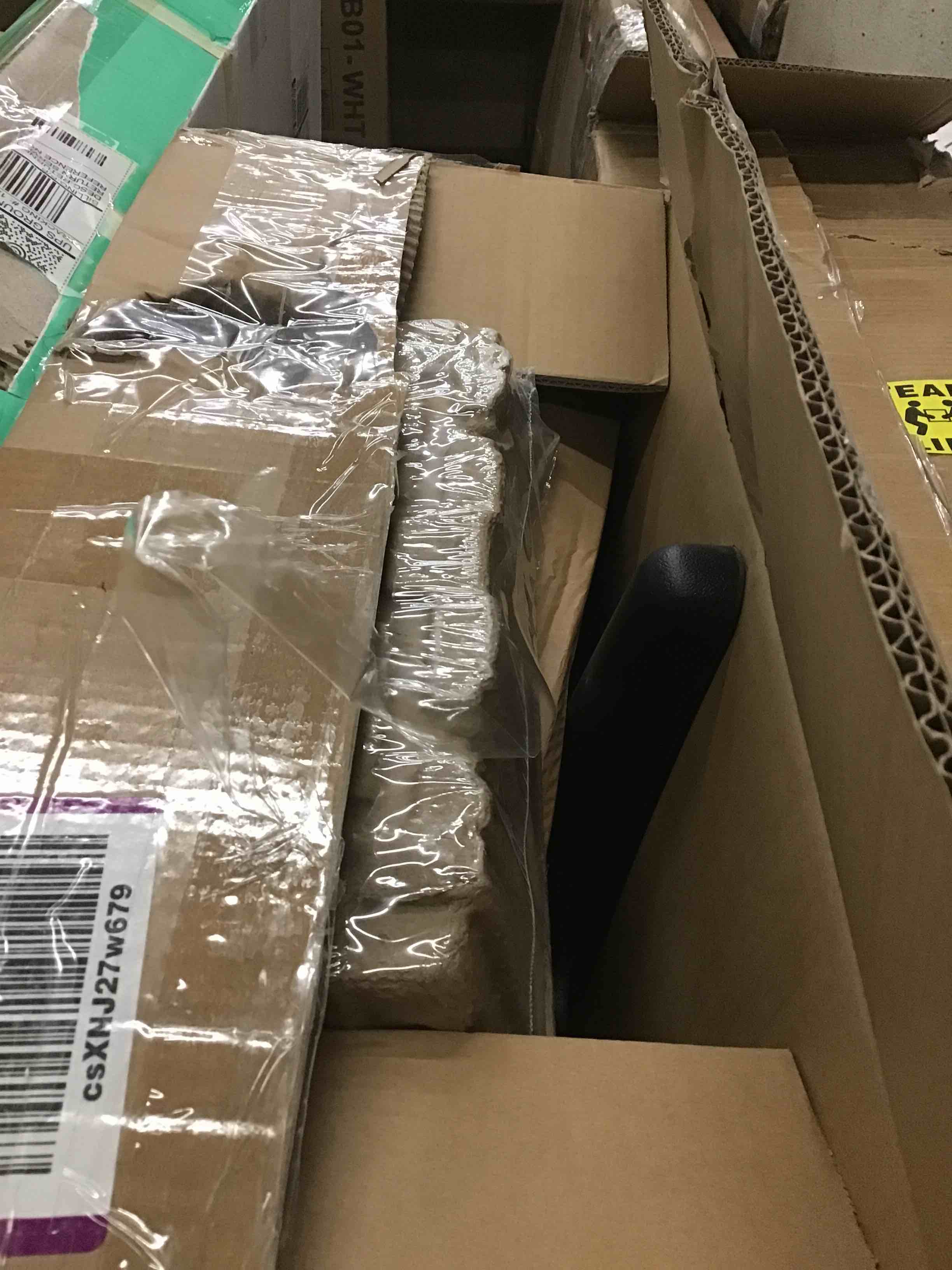 https://s3.amazonaws.com/lotting-images-prod/bidfta/YEL5471631_1704307568228.jpeg