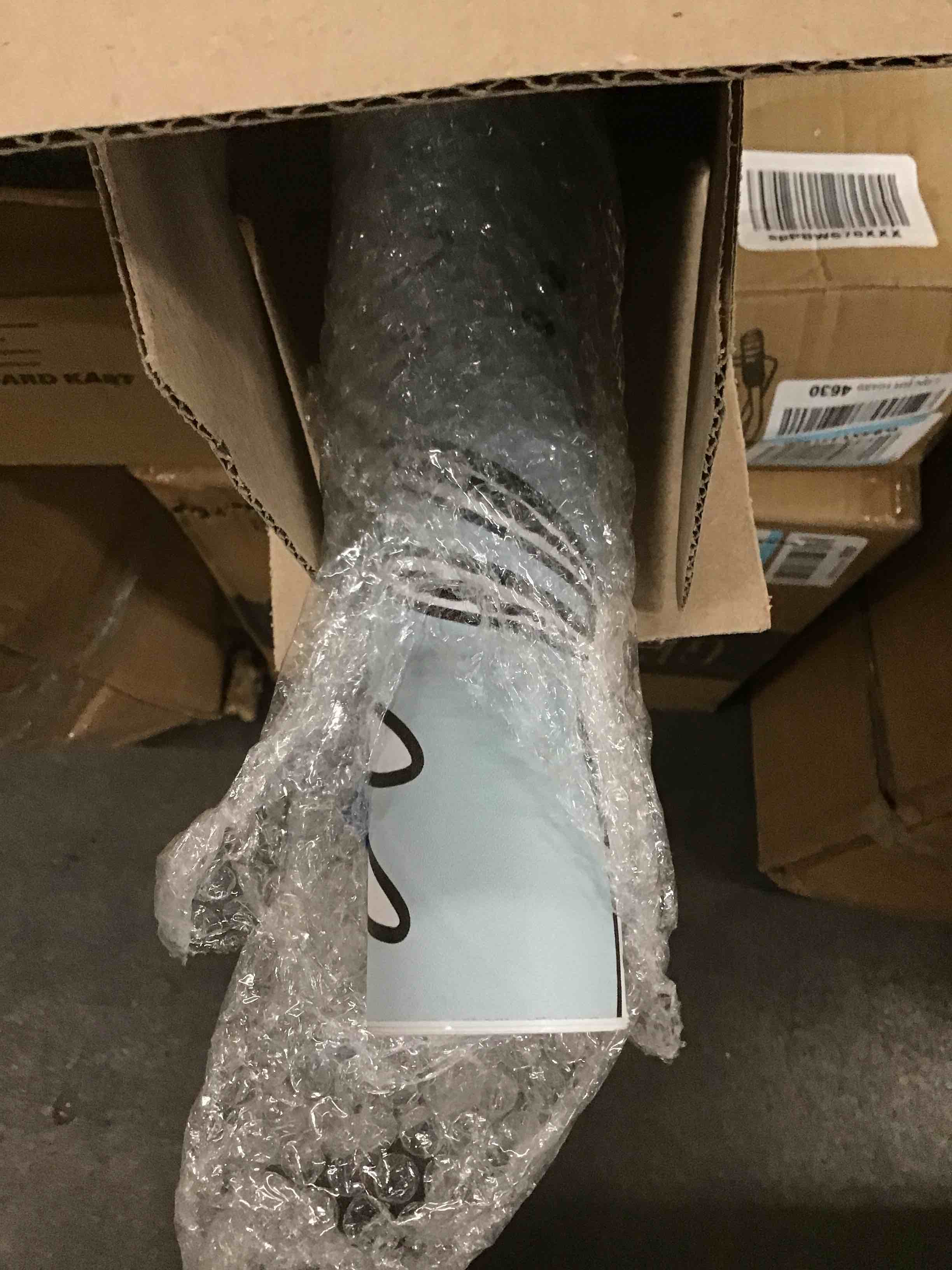 https://s3.amazonaws.com/lotting-images-prod/bidfta/YEL5473384_1709837573411.jpeg