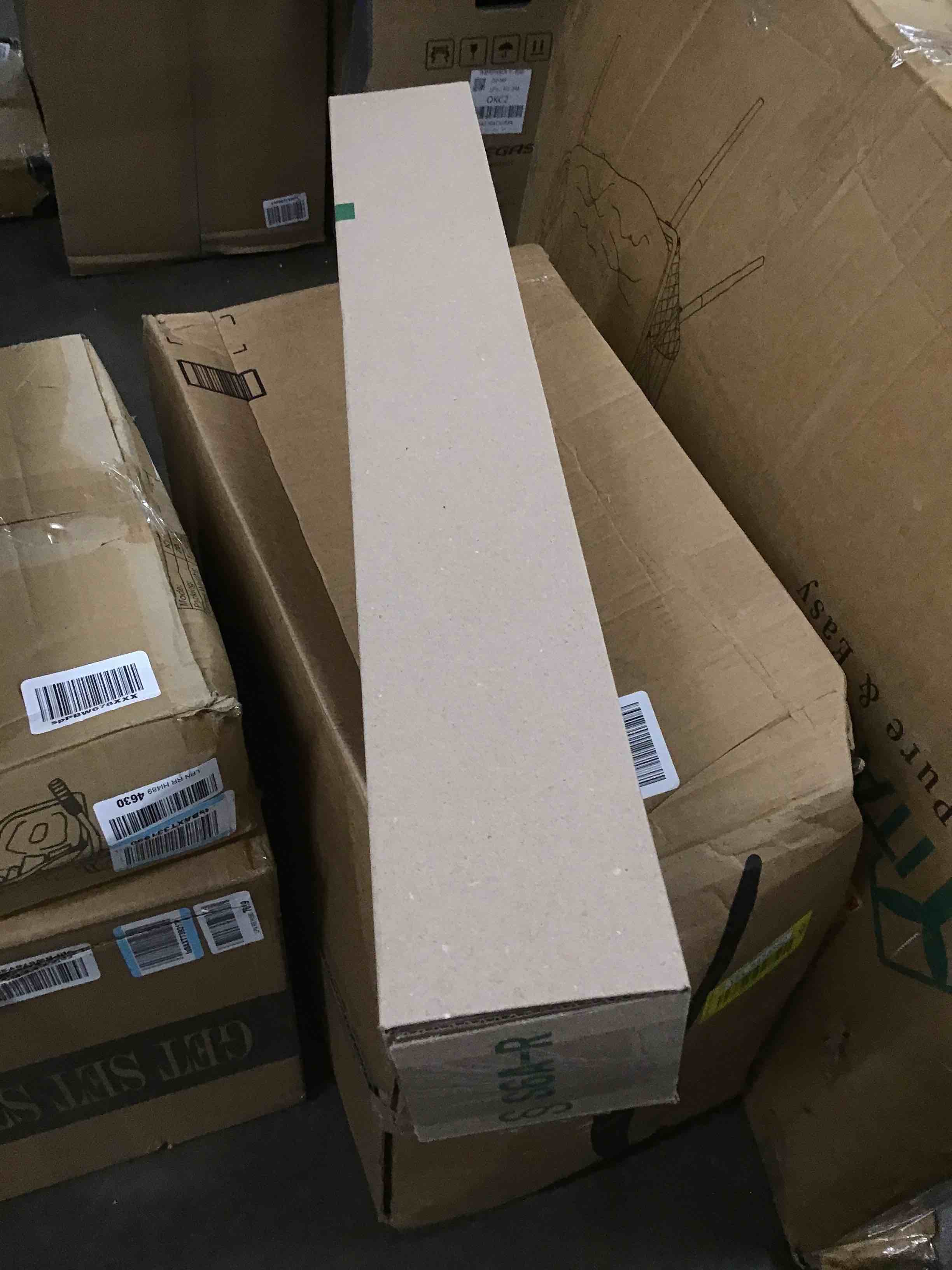 https://s3.amazonaws.com/lotting-images-prod/bidfta/YEL5473384_1709837595976.jpeg