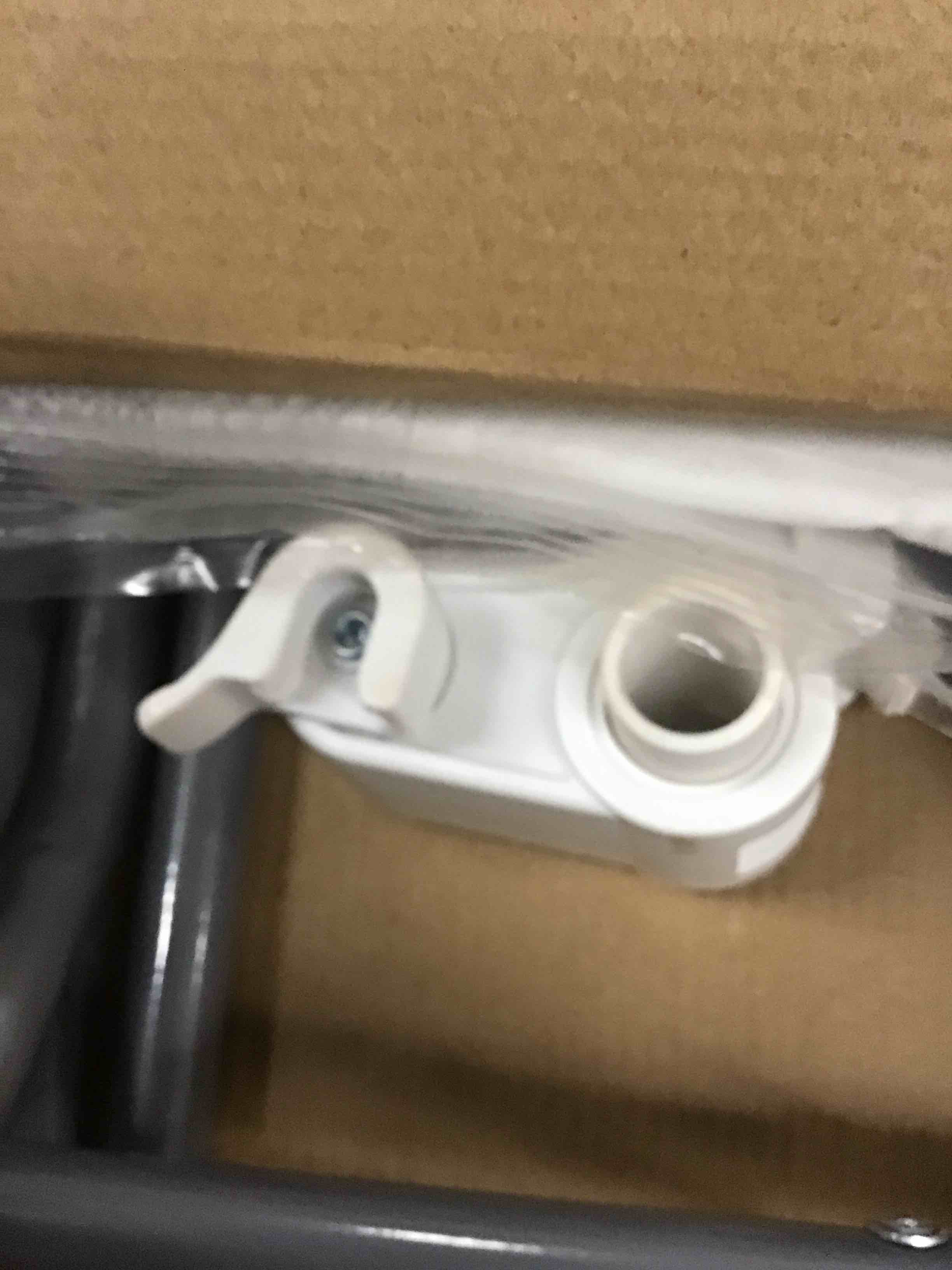 https://s3.amazonaws.com/lotting-images-prod/bidfta/YEL5474753_1708008012360.jpeg