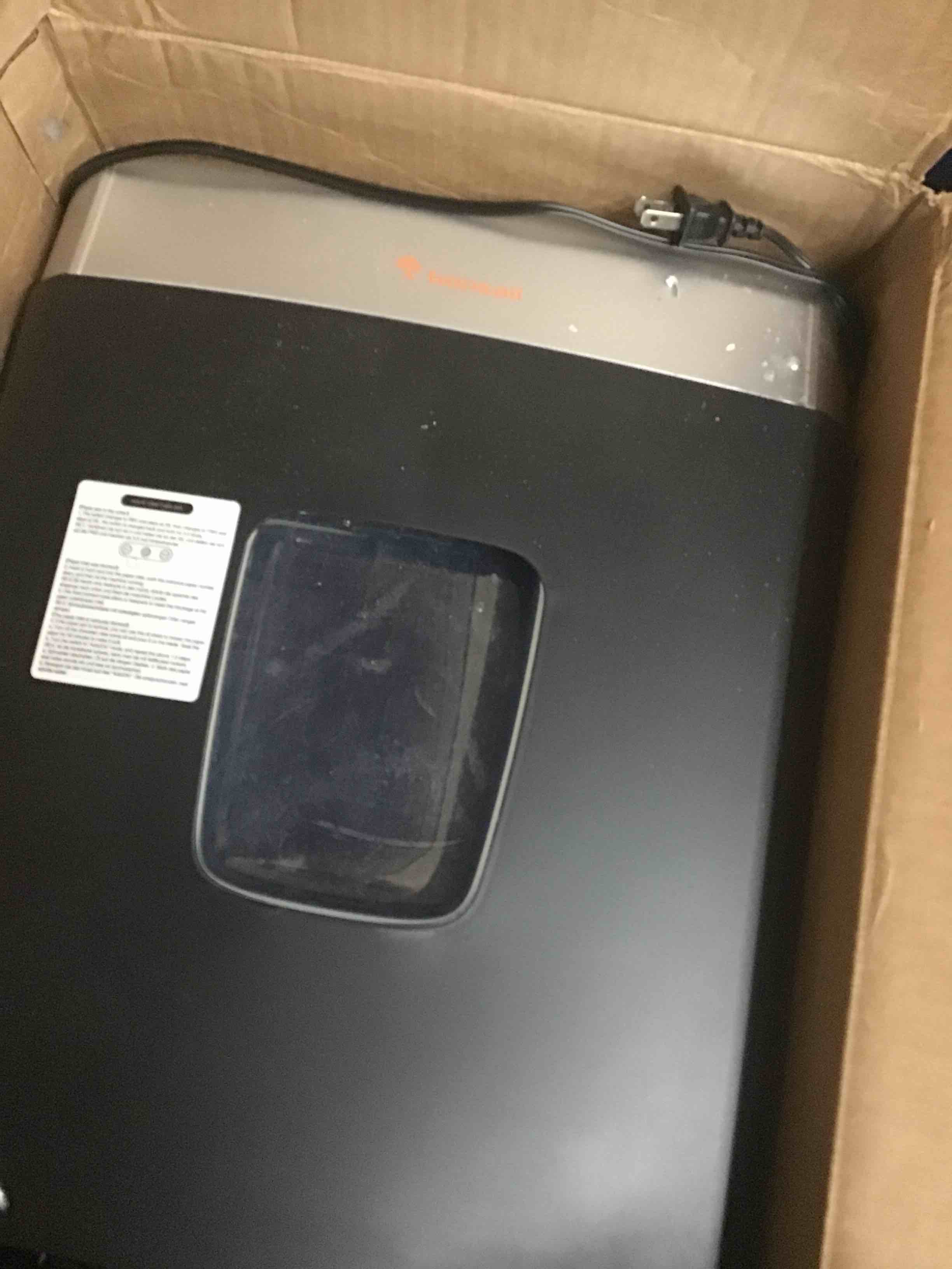 https://s3.amazonaws.com/lotting-images-prod/bidfta/YEL5475816_1704744292102.jpeg