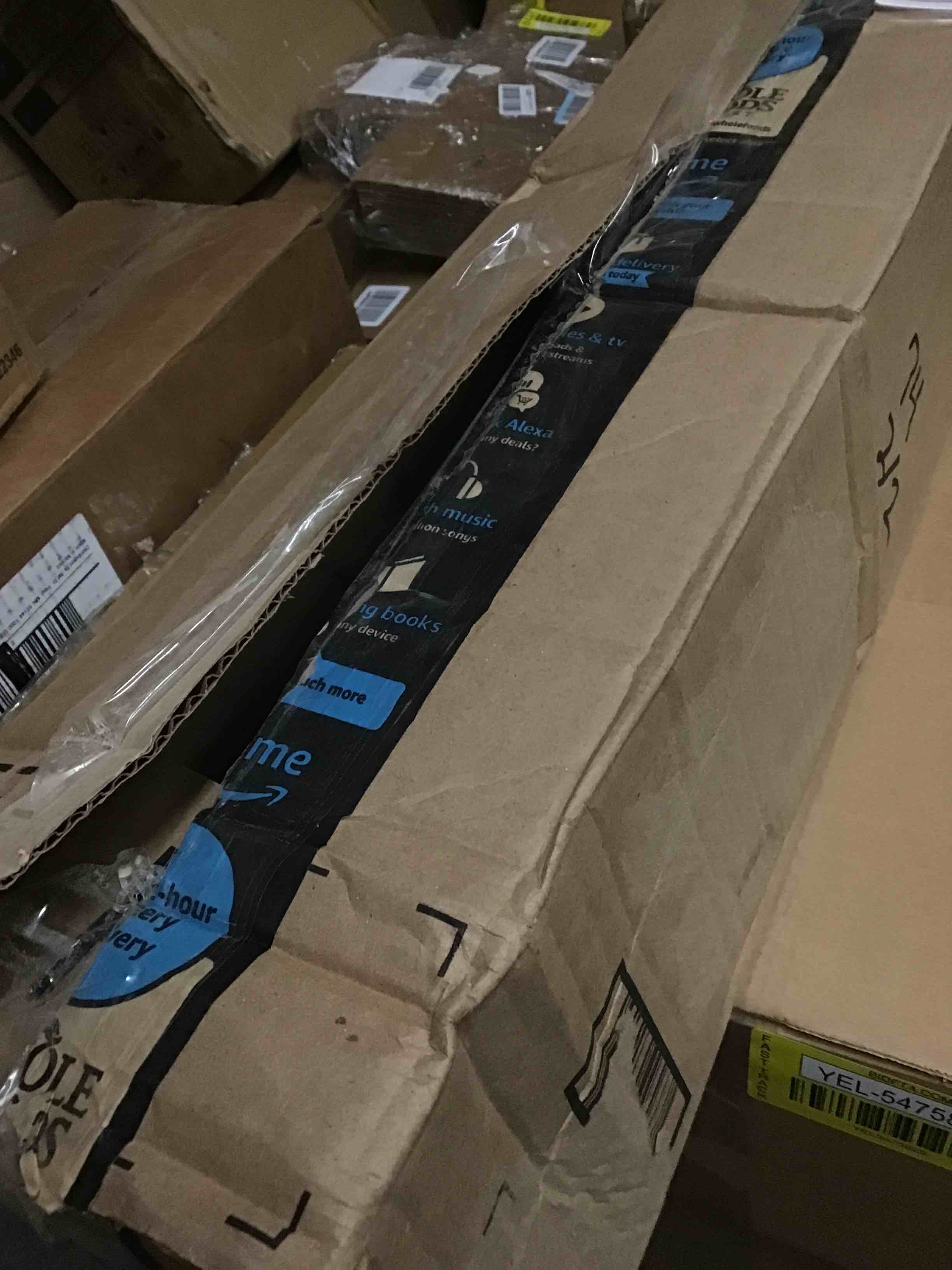 https://s3.amazonaws.com/lotting-images-prod/bidfta/YEL5475827_1704748053175.jpeg