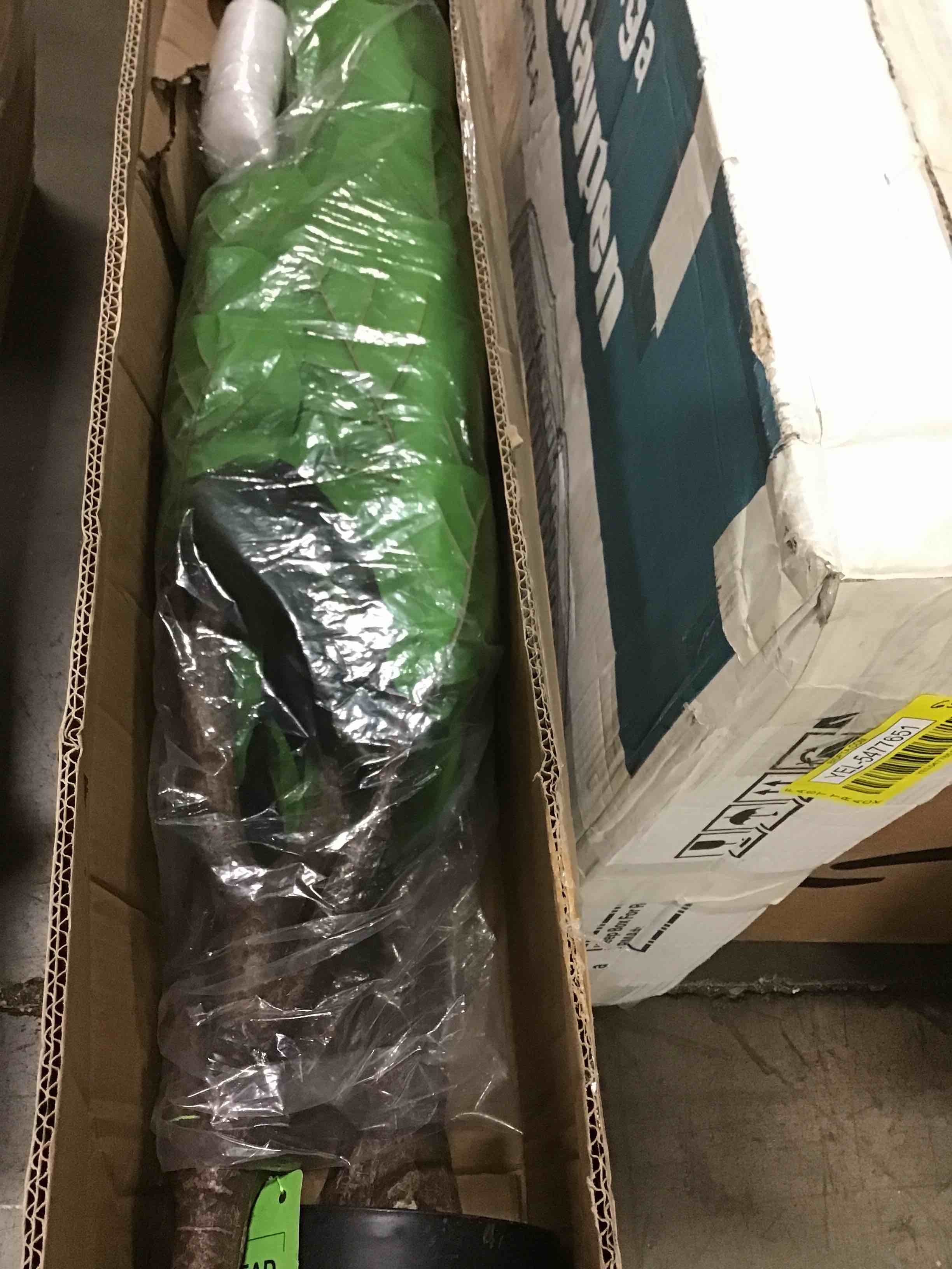 https://s3.amazonaws.com/lotting-images-prod/bidfta/YEL5477653_1702407328193.jpeg