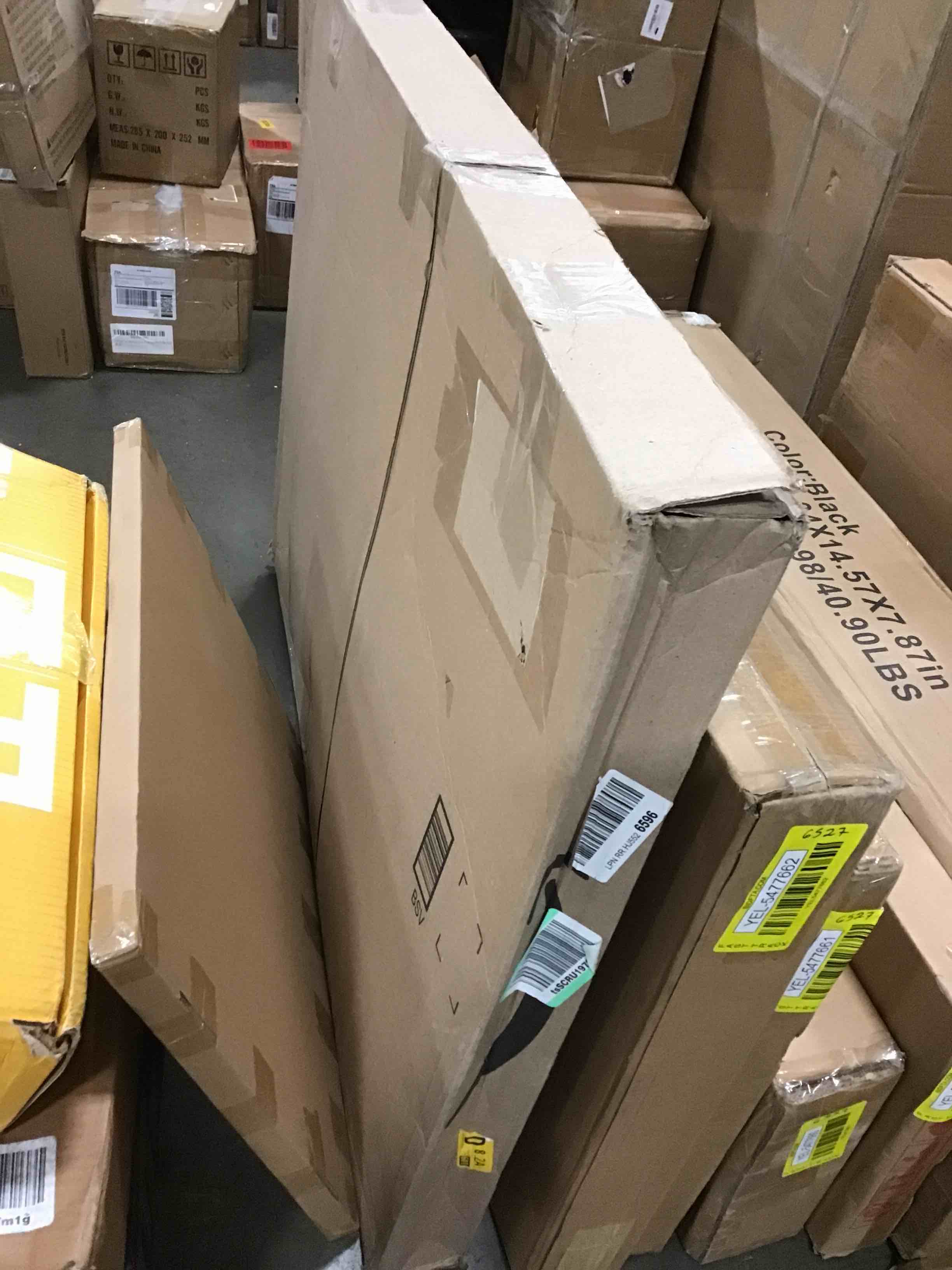 https://s3.amazonaws.com/lotting-images-prod/bidfta/YEL5477663_1702415353016.jpeg