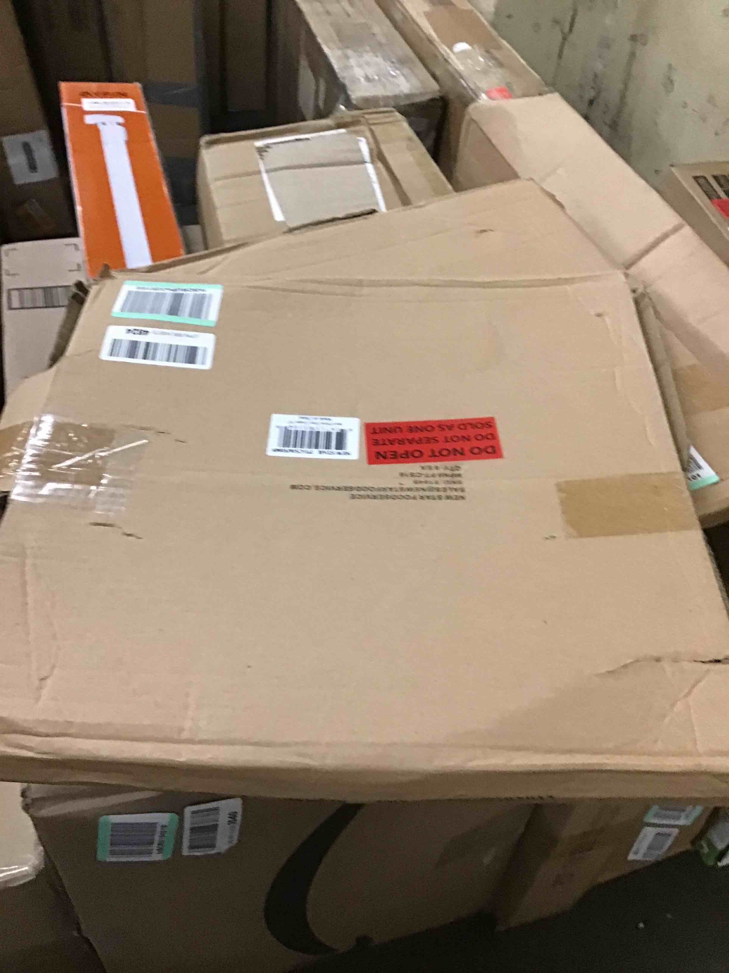 https://s3.amazonaws.com/lotting-images-prod/bidfta/YEL5479470_1702572004852.jpeg