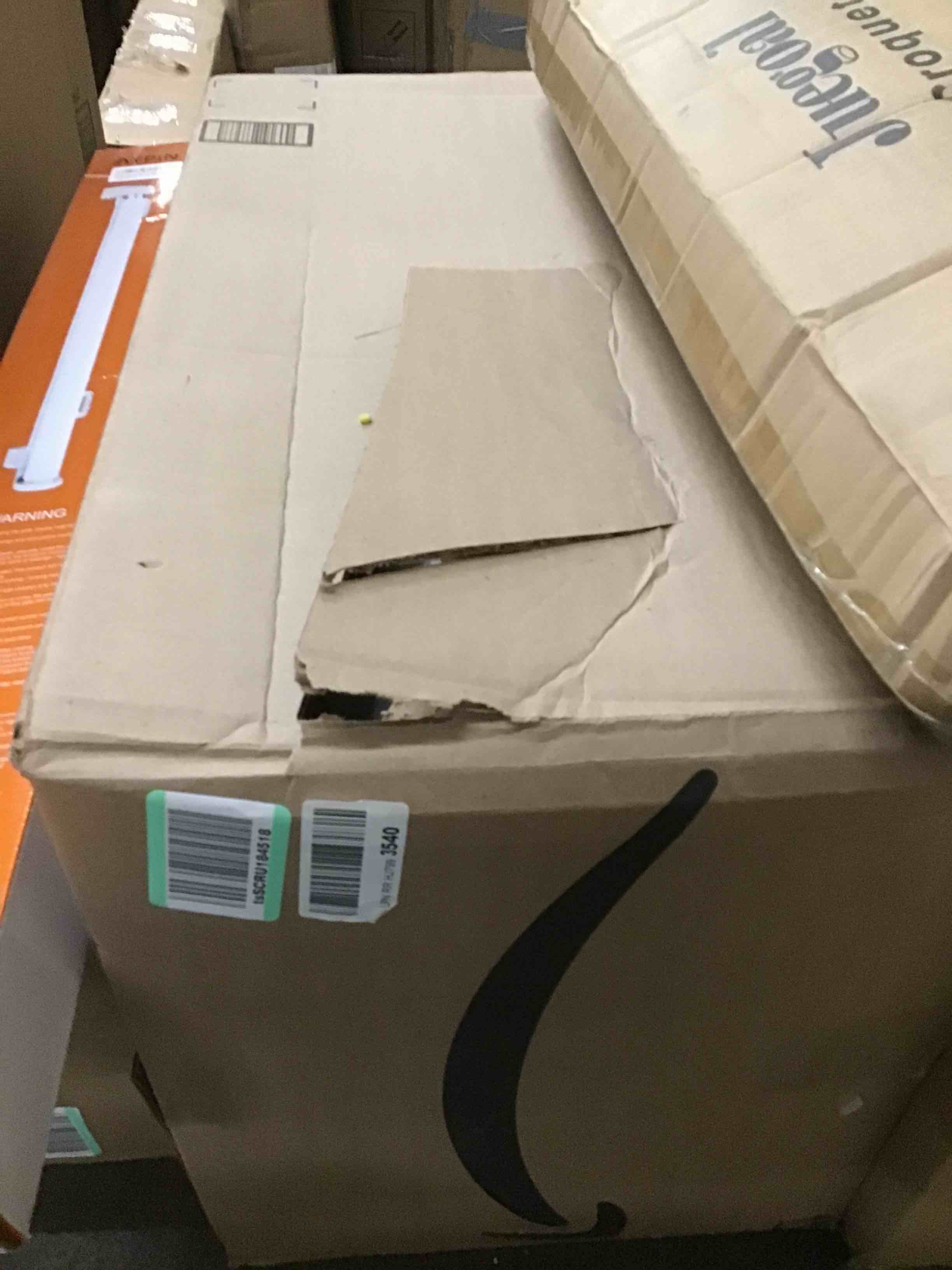 https://s3.amazonaws.com/lotting-images-prod/bidfta/YEL5479479_1702574949301.jpeg