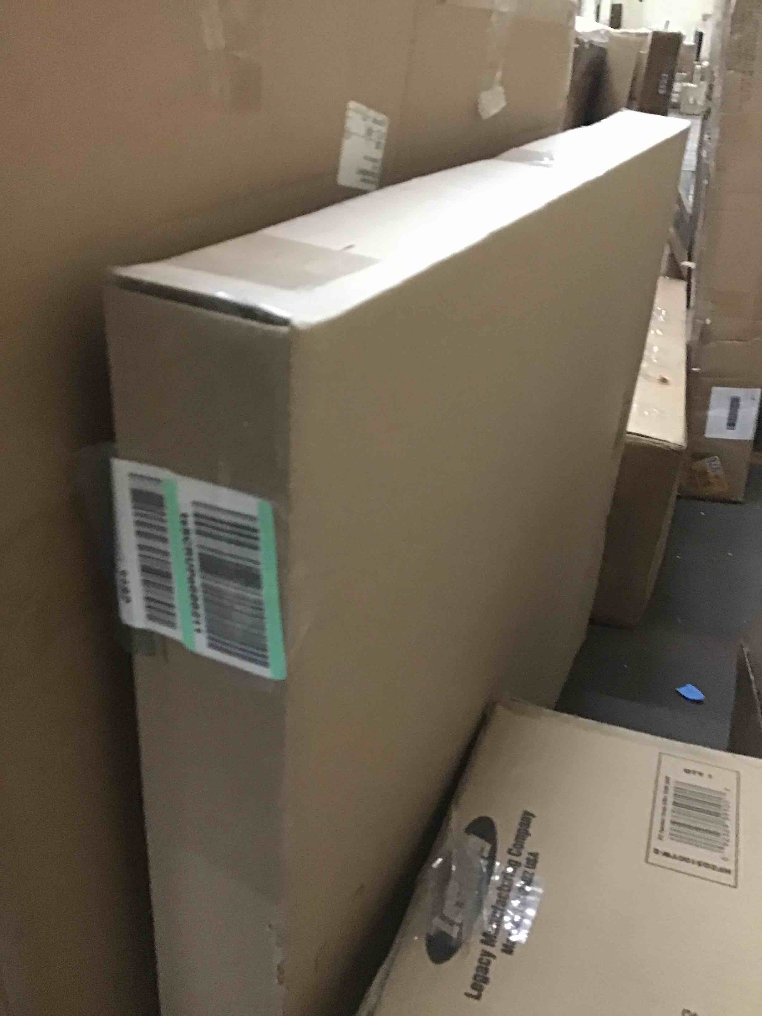 https://s3.amazonaws.com/lotting-images-prod/bidfta/YEL5479481_1702575161673.jpeg