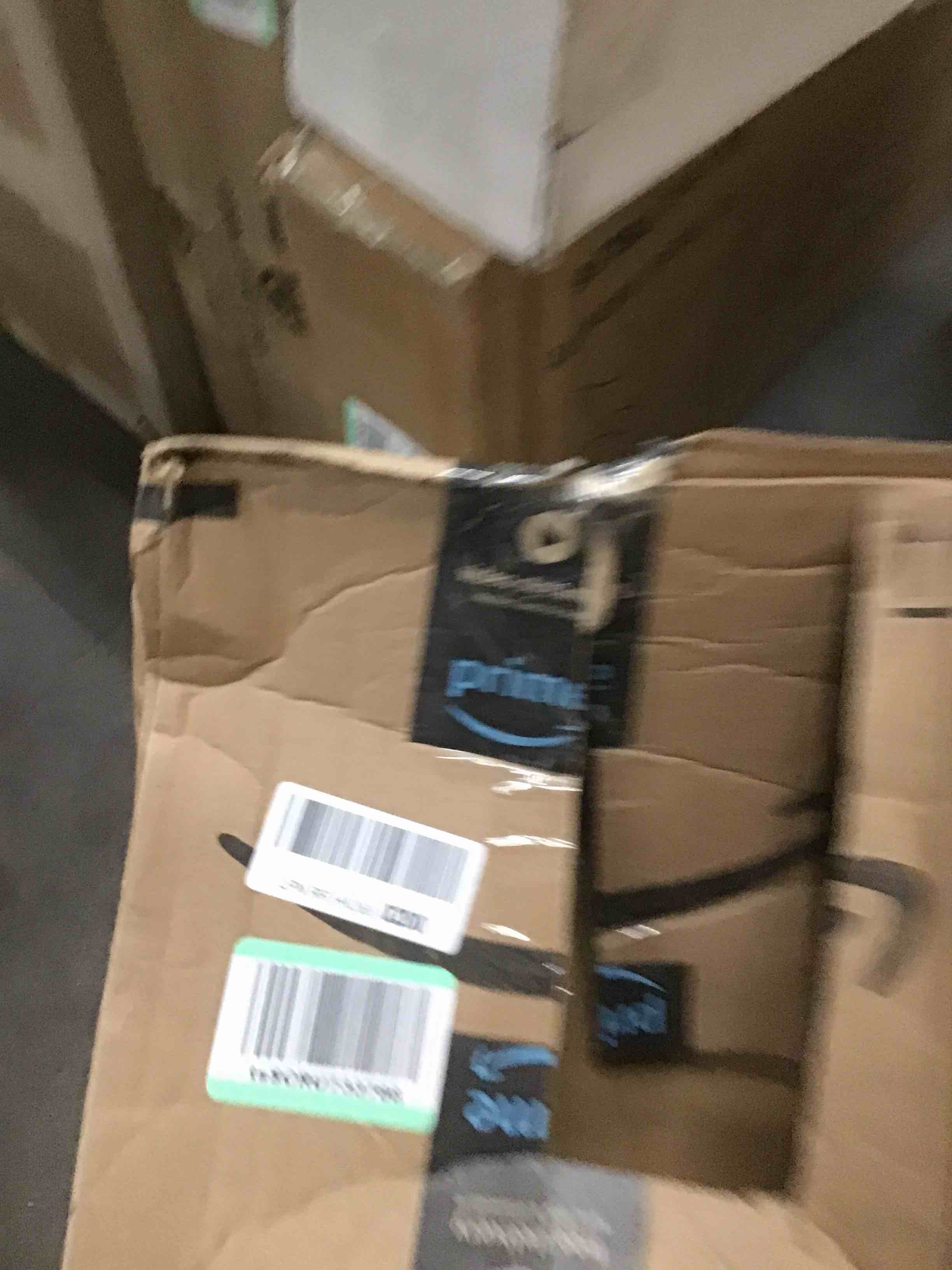 https://s3.amazonaws.com/lotting-images-prod/bidfta/YEL5479483_1702575380306.jpeg