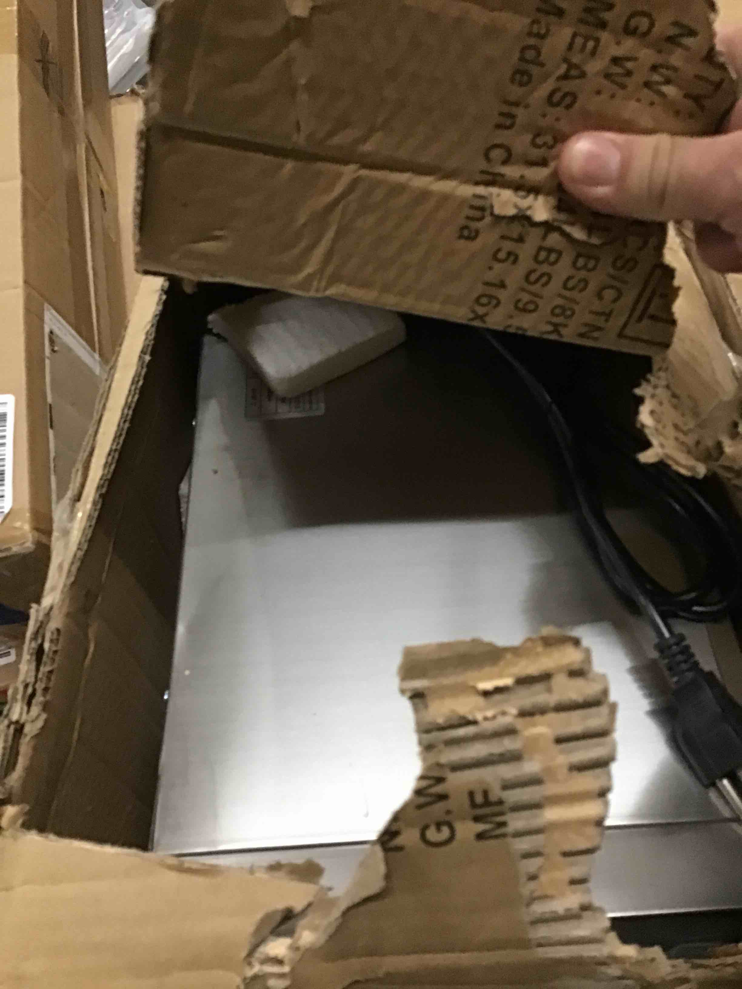 https://s3.amazonaws.com/lotting-images-prod/bidfta/YEL5479494_1702577912393.jpeg