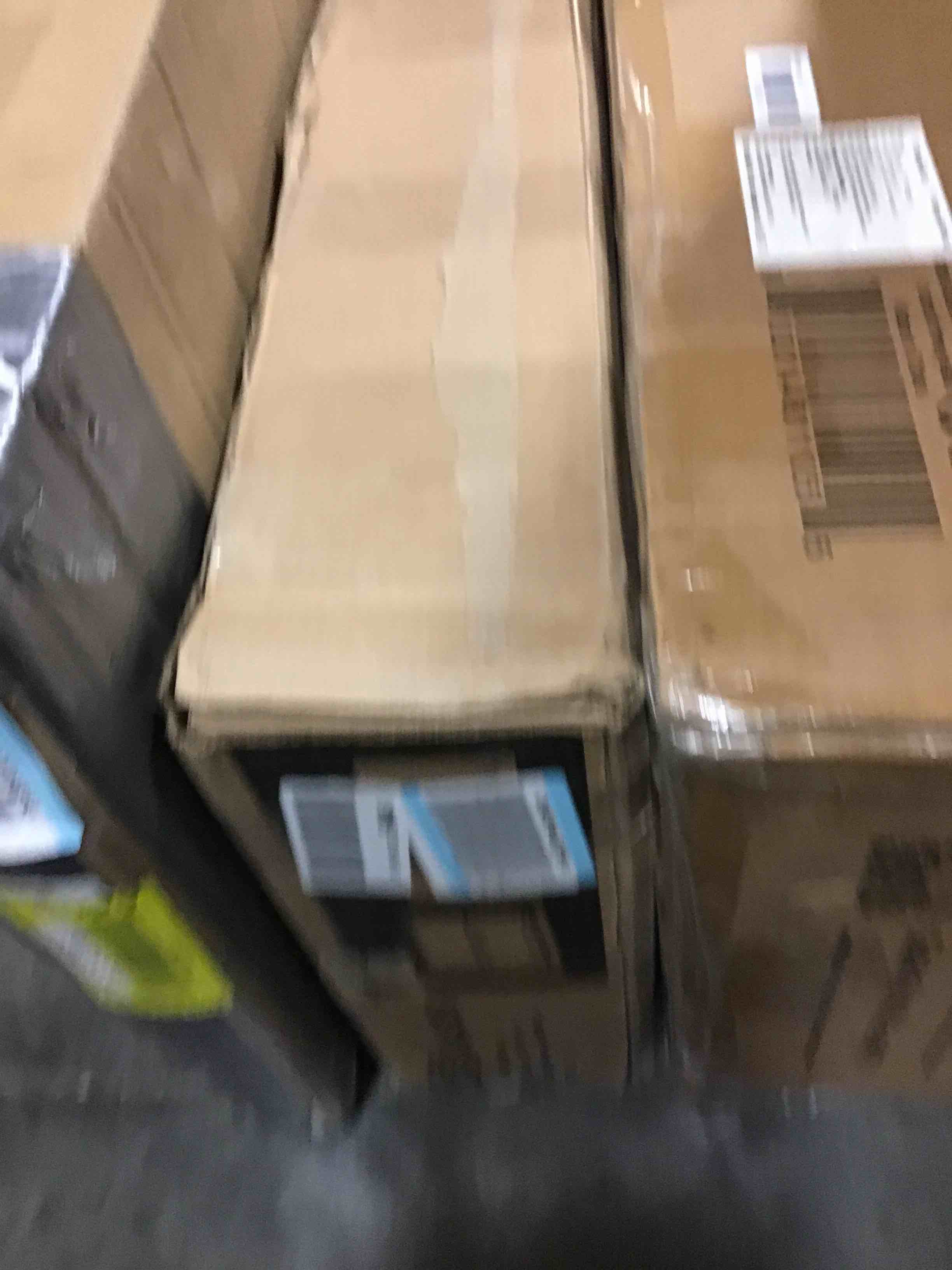 https://s3.amazonaws.com/lotting-images-prod/bidfta/YEL5479612_1702657116710.jpeg