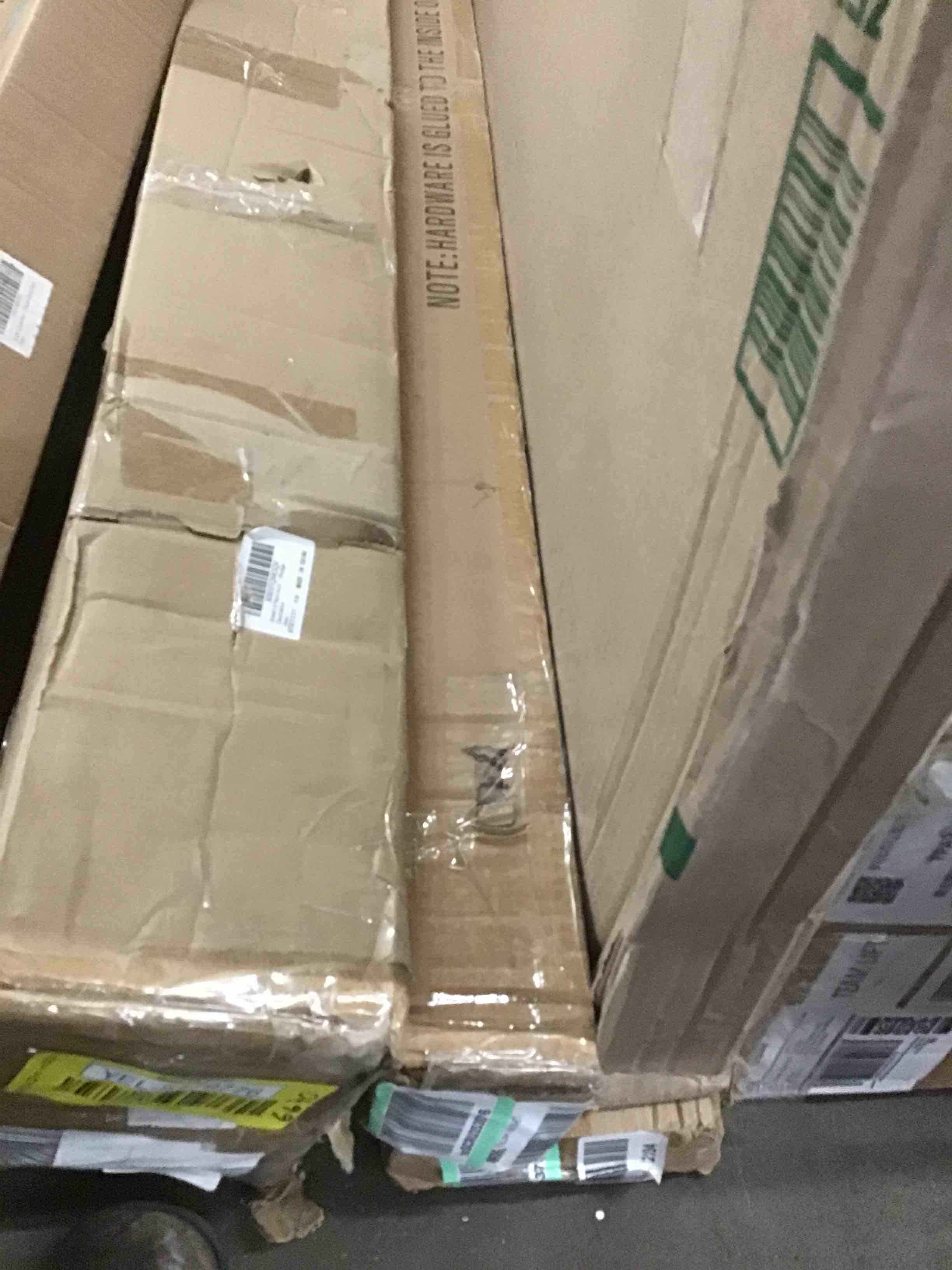 https://s3.amazonaws.com/lotting-images-prod/bidfta/YEL5479779_1702999563669.jpeg