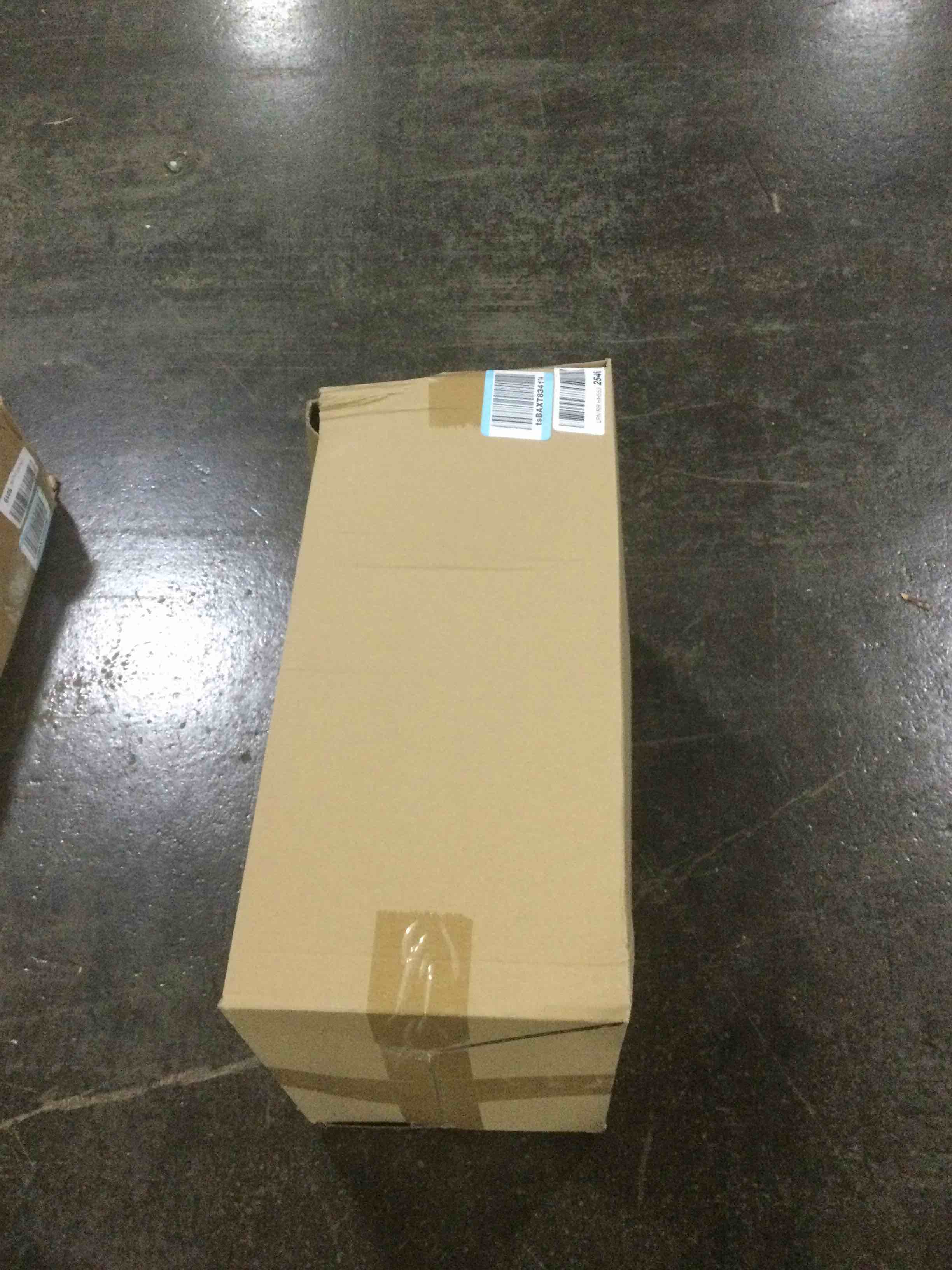https://s3.amazonaws.com/lotting-images-prod/bidfta/YEL5480970_1704479552585.jpeg