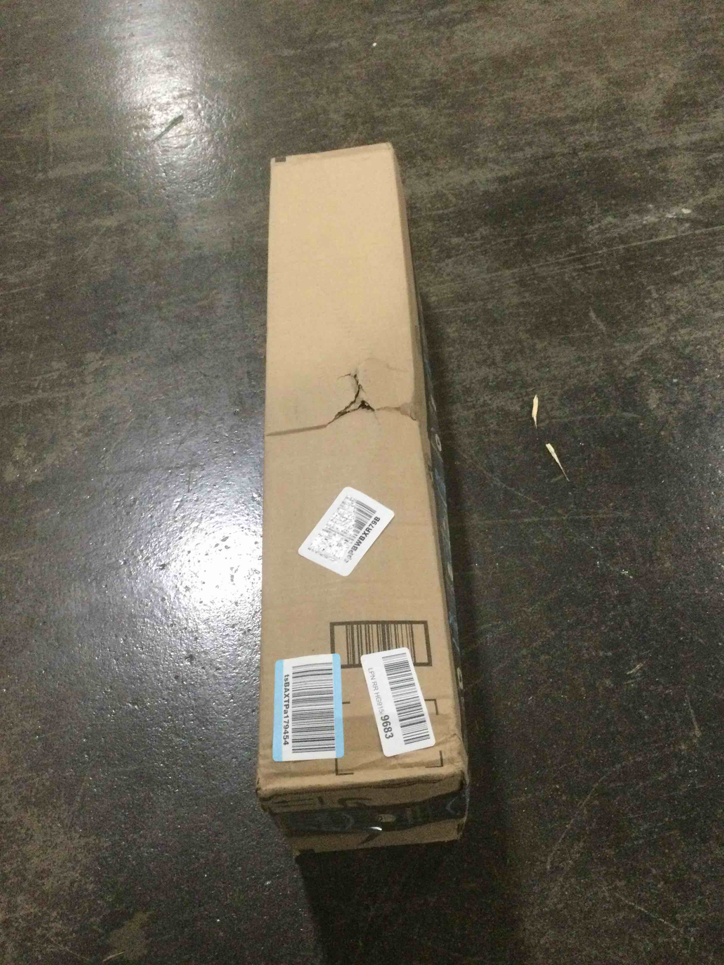 https://s3.amazonaws.com/lotting-images-prod/bidfta/YEL5480991_1704481185707.jpeg