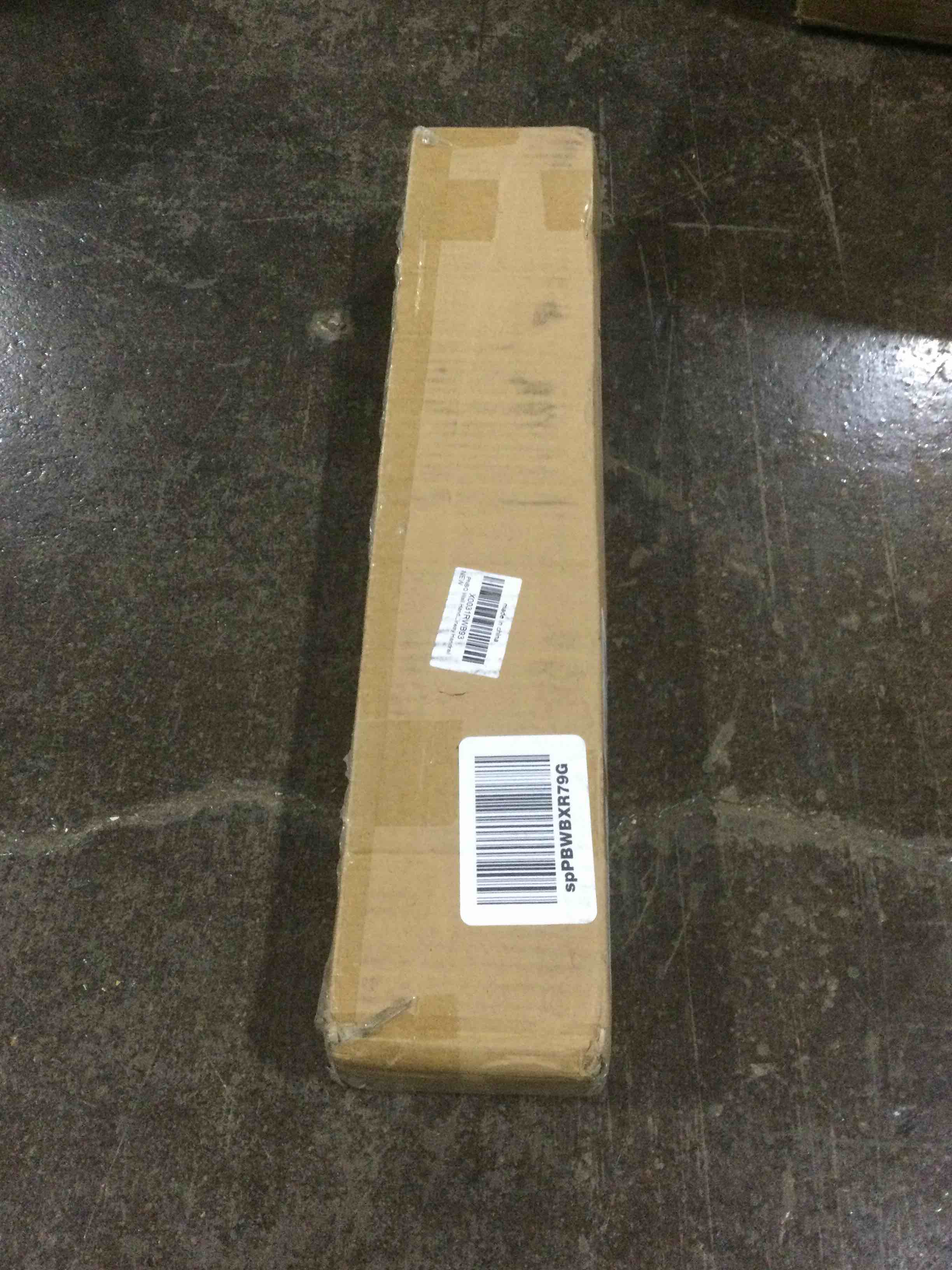 https://s3.amazonaws.com/lotting-images-prod/bidfta/YEL5481000_1704481614463.jpeg
