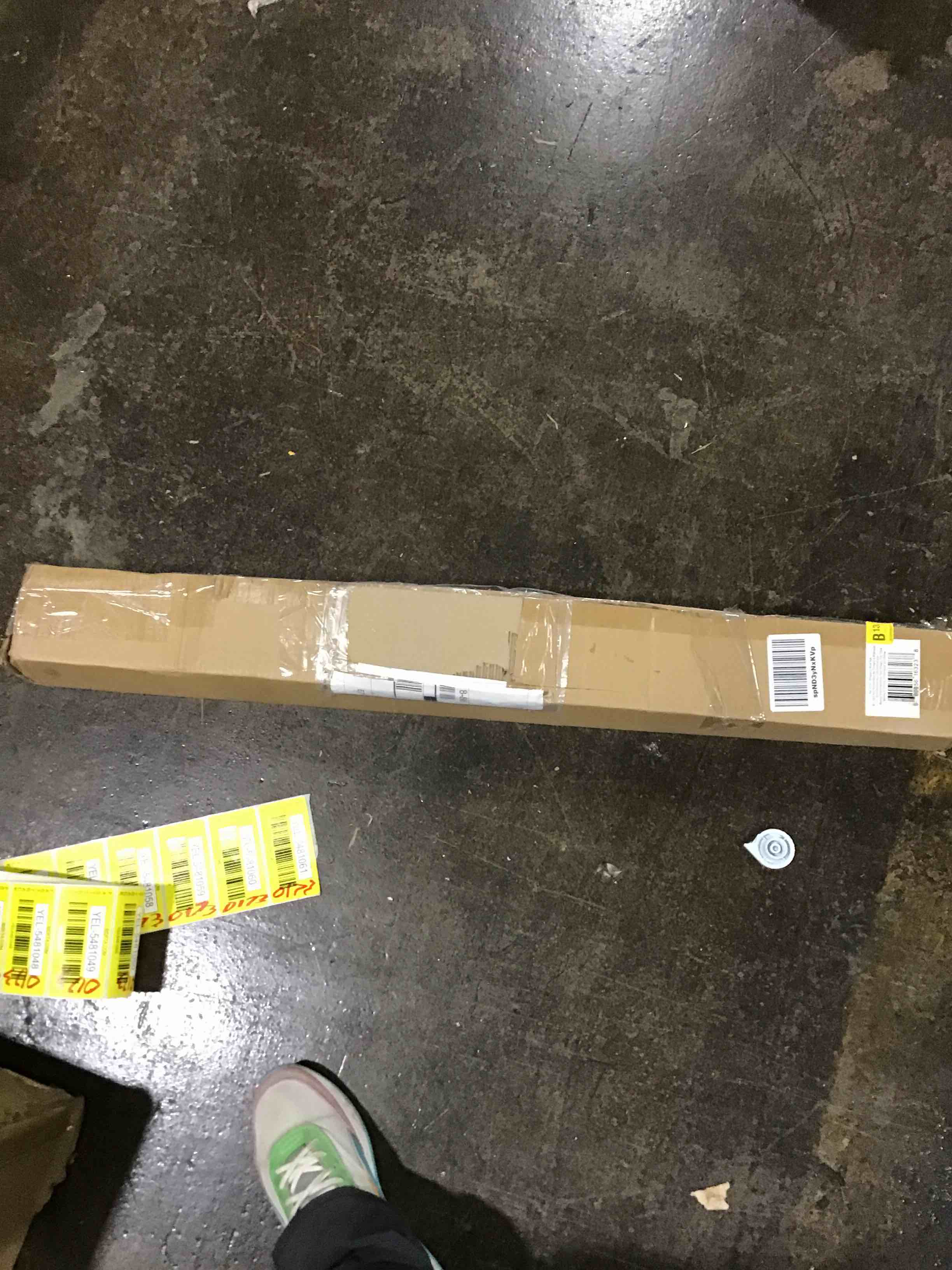 https://s3.amazonaws.com/lotting-images-prod/bidfta/YEL5481045_1704737011918.jpeg